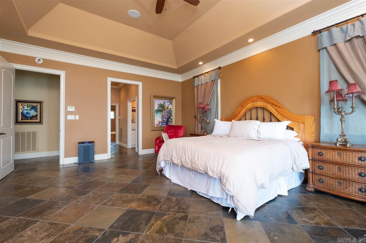 Diamond Bluff - Residential