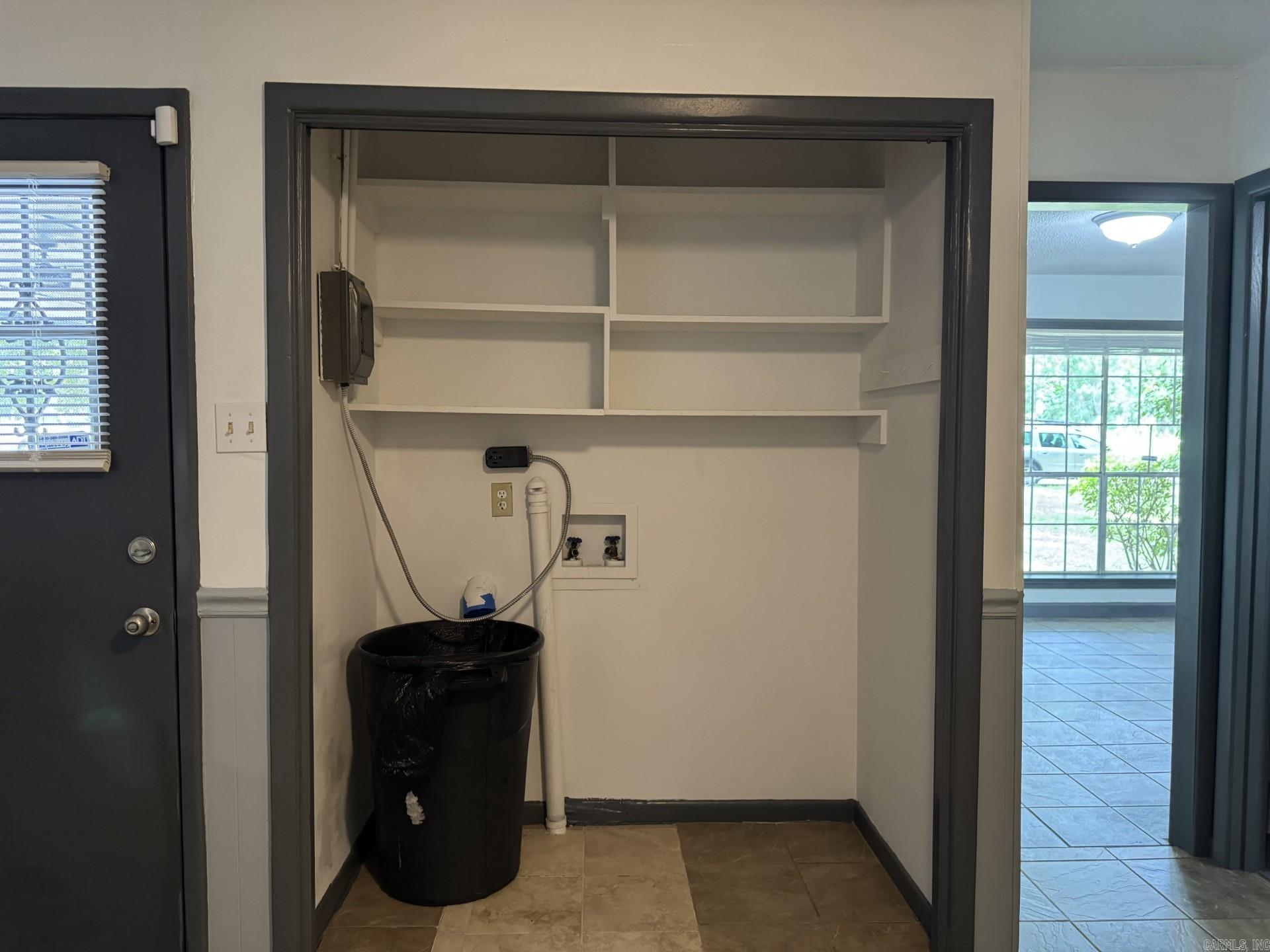 DELTA LAWN - Residential