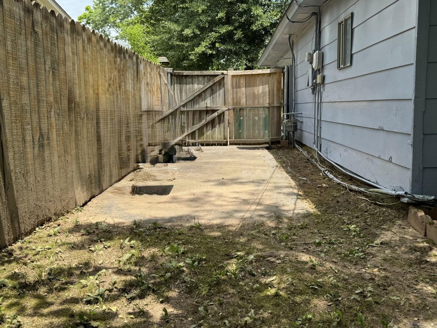 DELTA LAWN - Residential