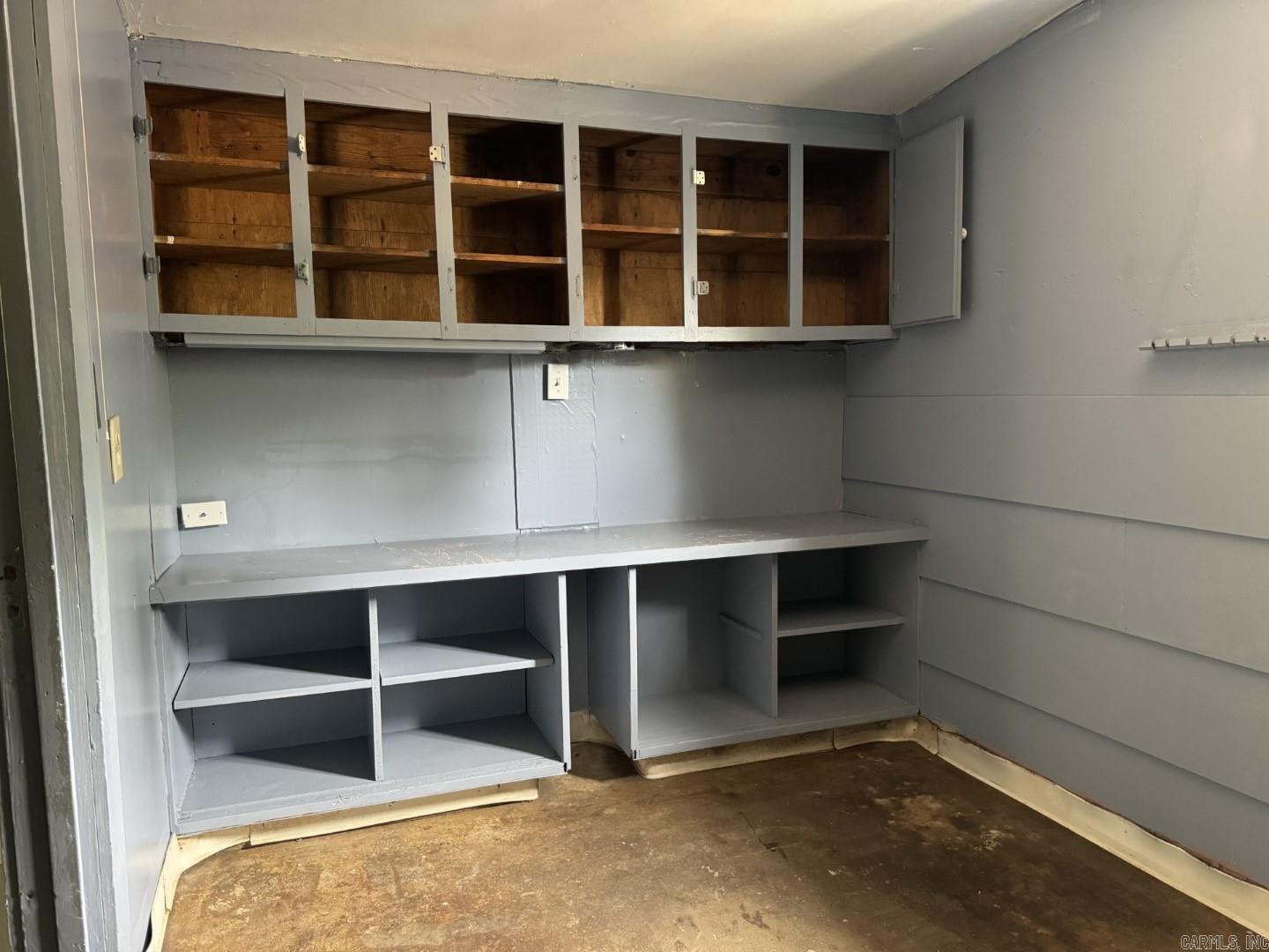 DELTA LAWN - Residential