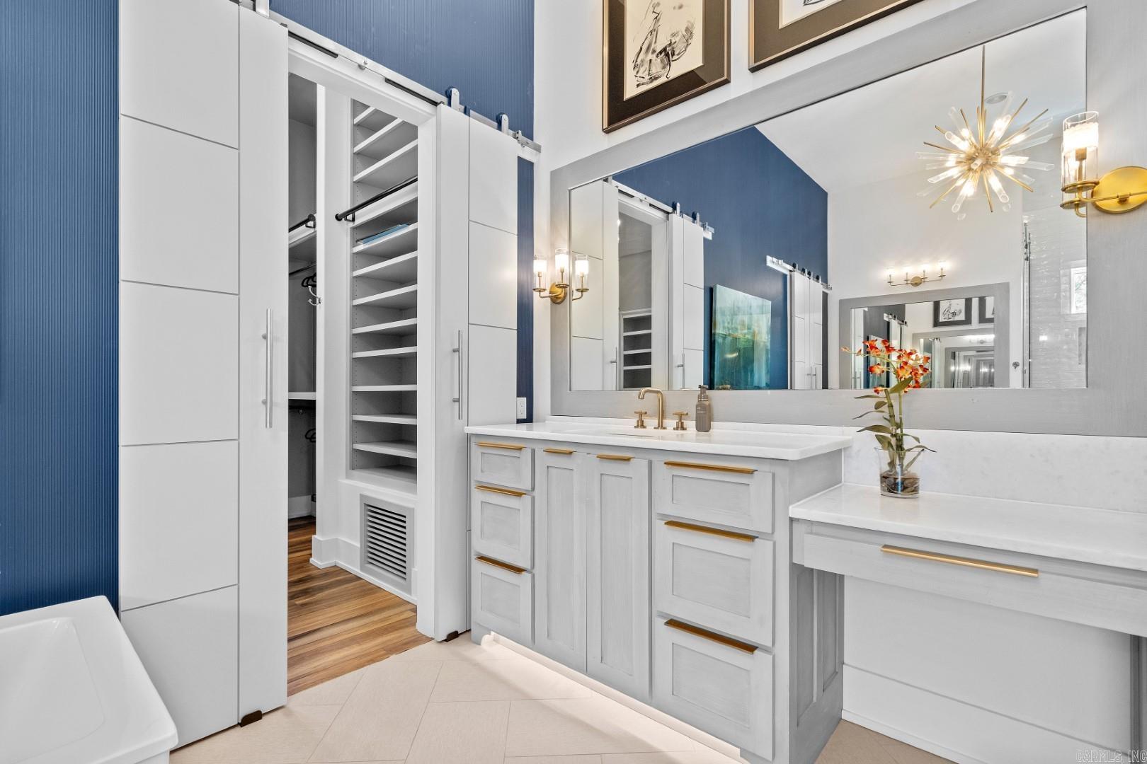 BAYOU RIDGE - Residential