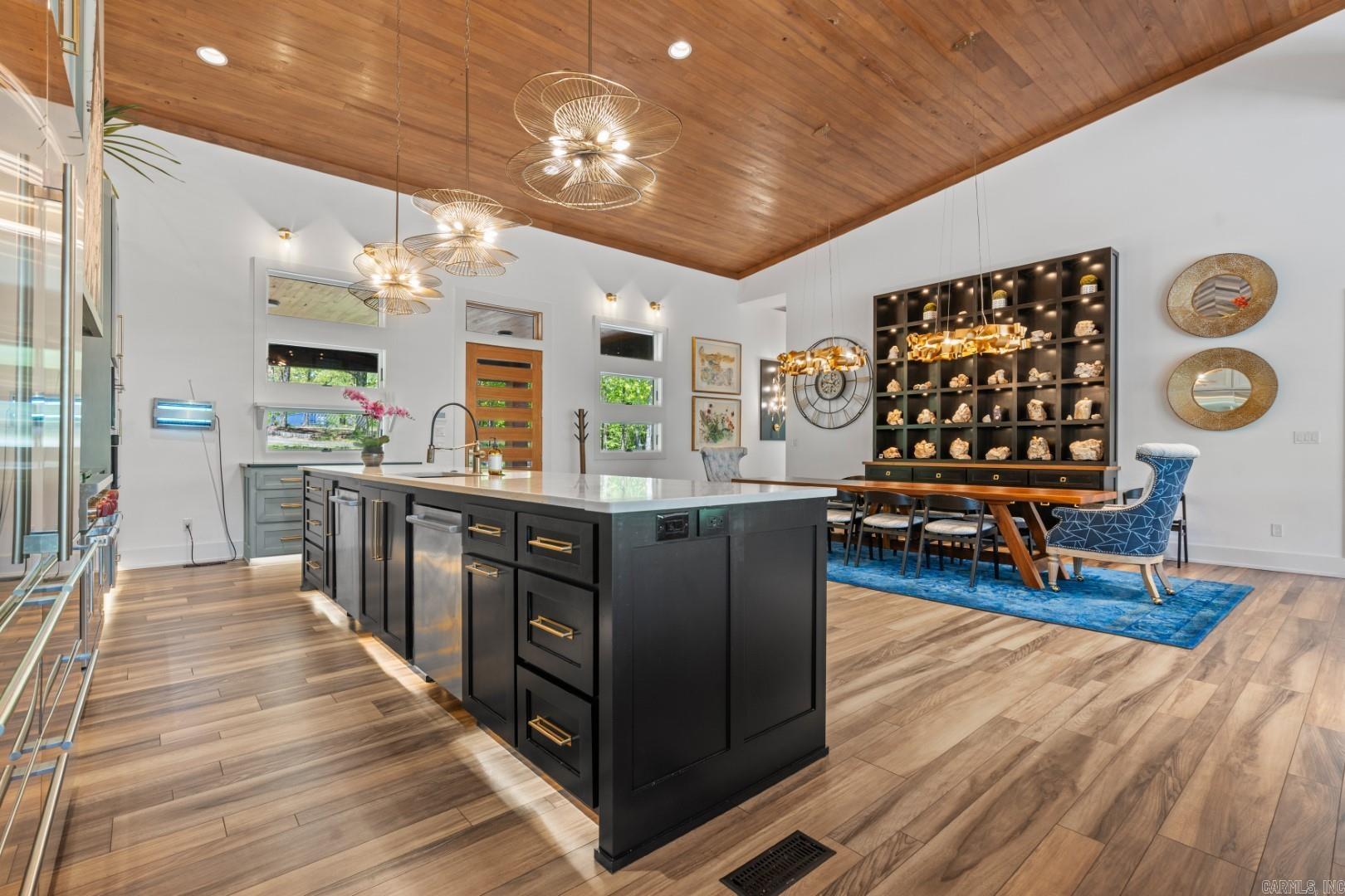 BAYOU RIDGE - Residential