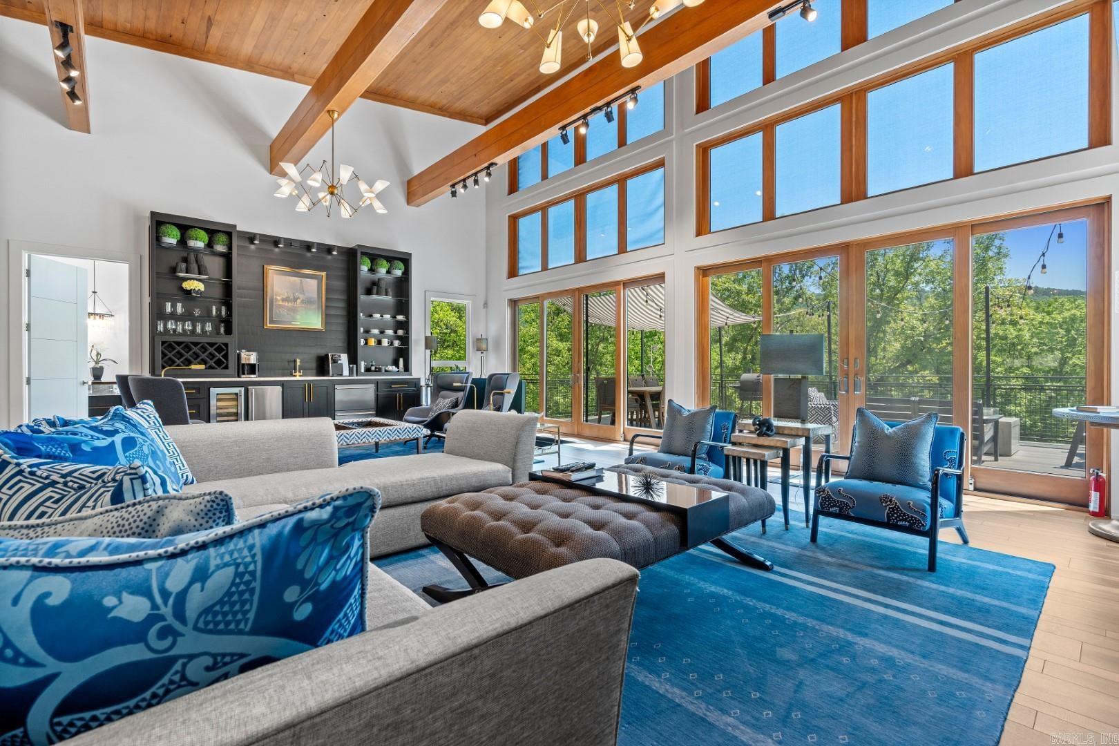 BAYOU RIDGE - Residential