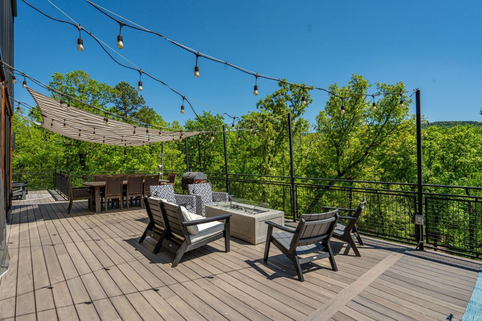 BAYOU RIDGE - Residential