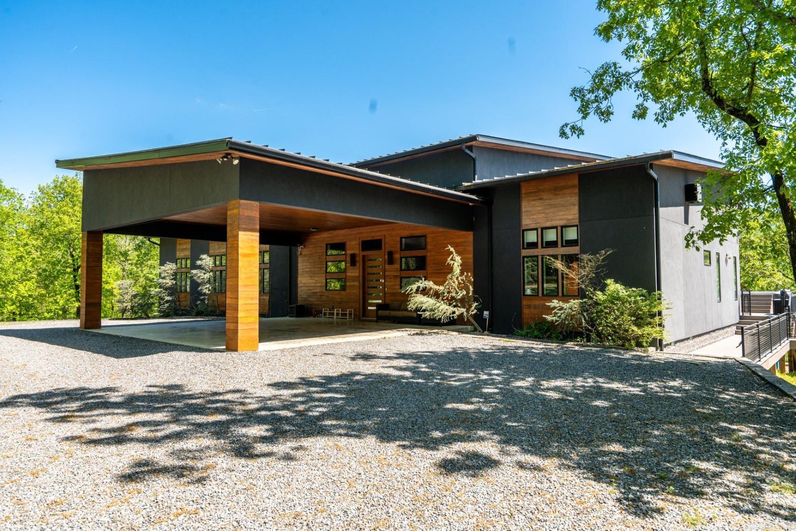 BAYOU RIDGE - Residential