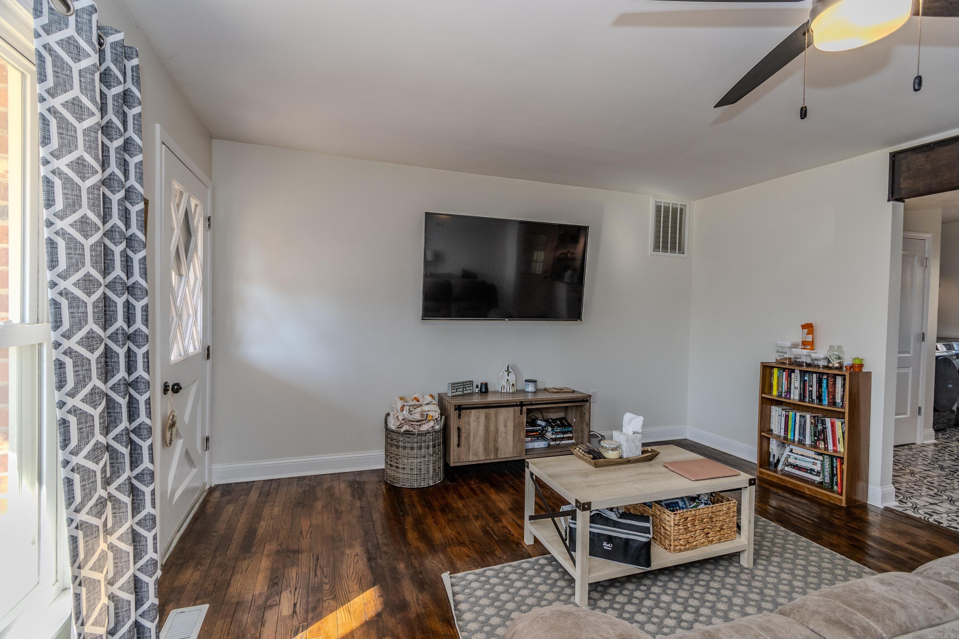 JOHNSON HEIGHTS - Residential