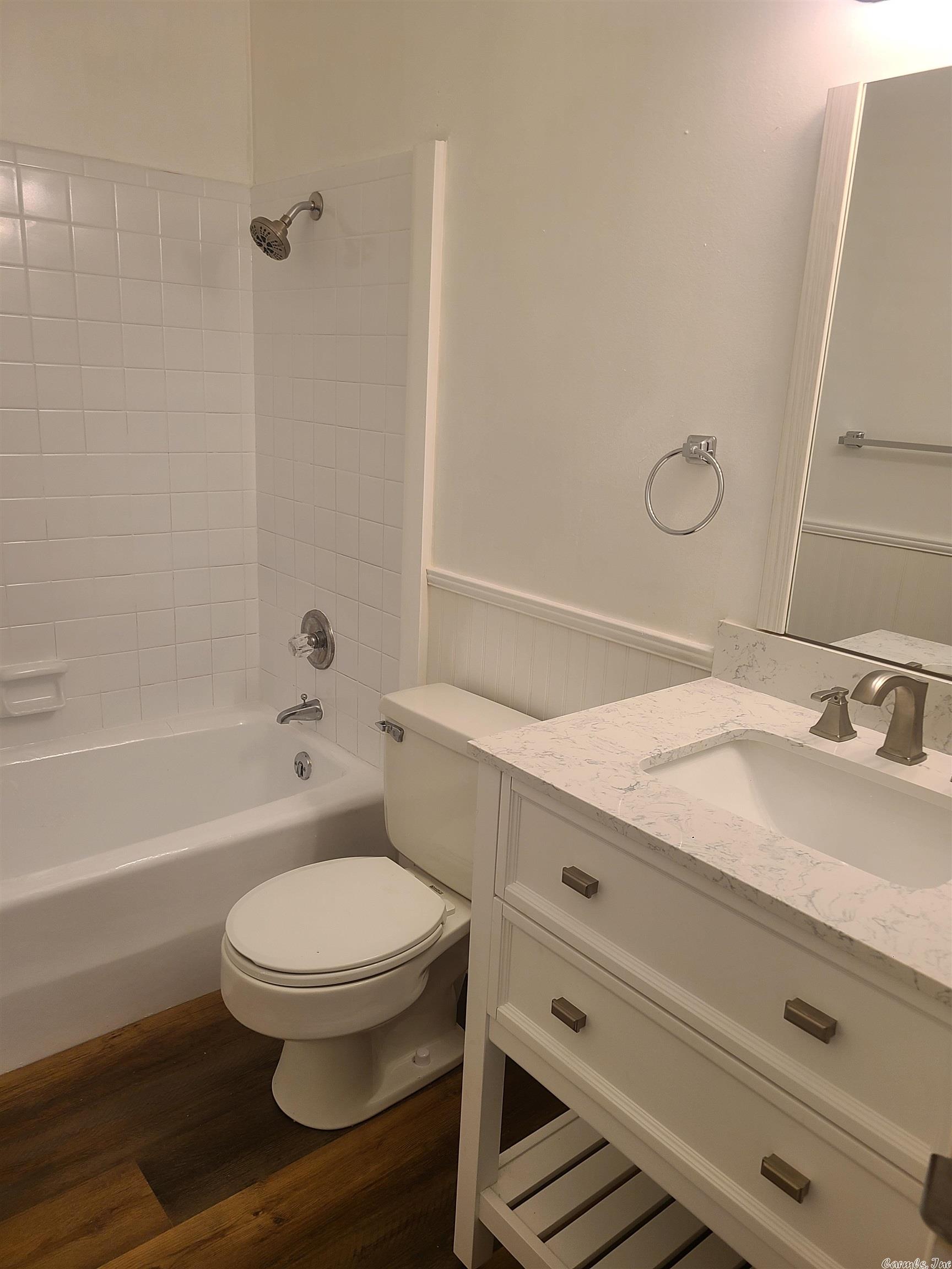 North Hills Manor - Residential Lease