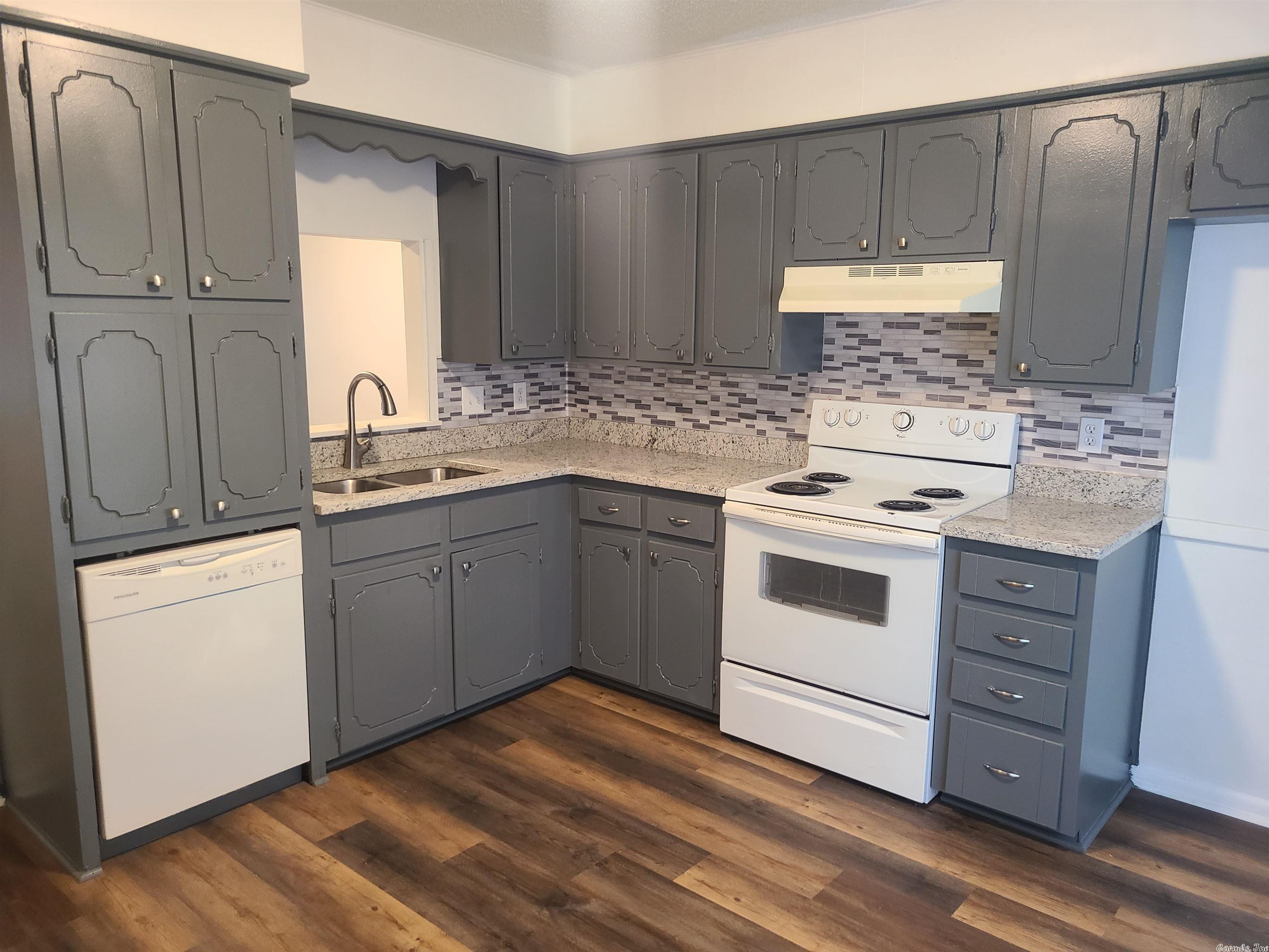 North Hills Manor - Residential Lease