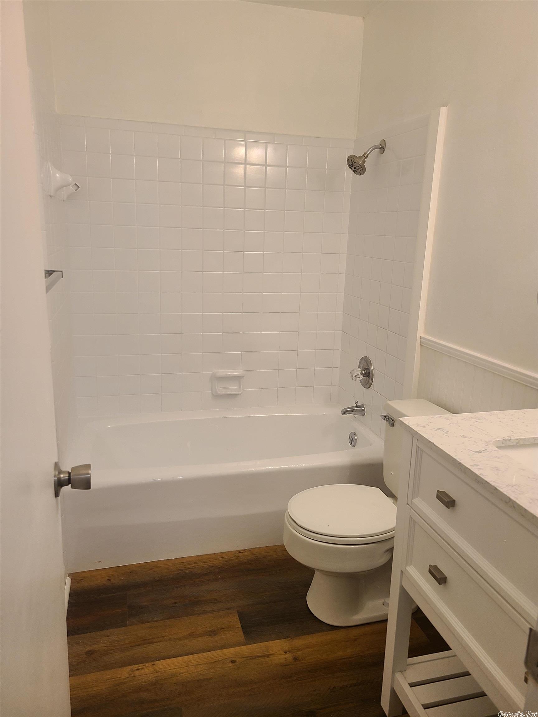 North Hills Manor - Residential Lease