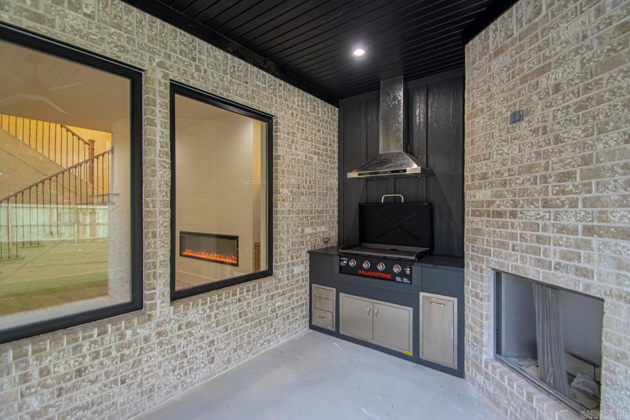 CHENAL VALLEY CALION COURT - Residential