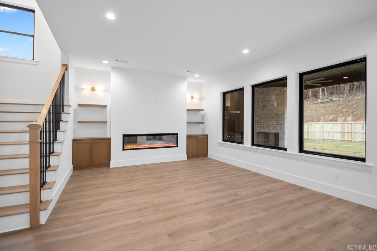 CHENAL VALLEY CALION COURT - Residential