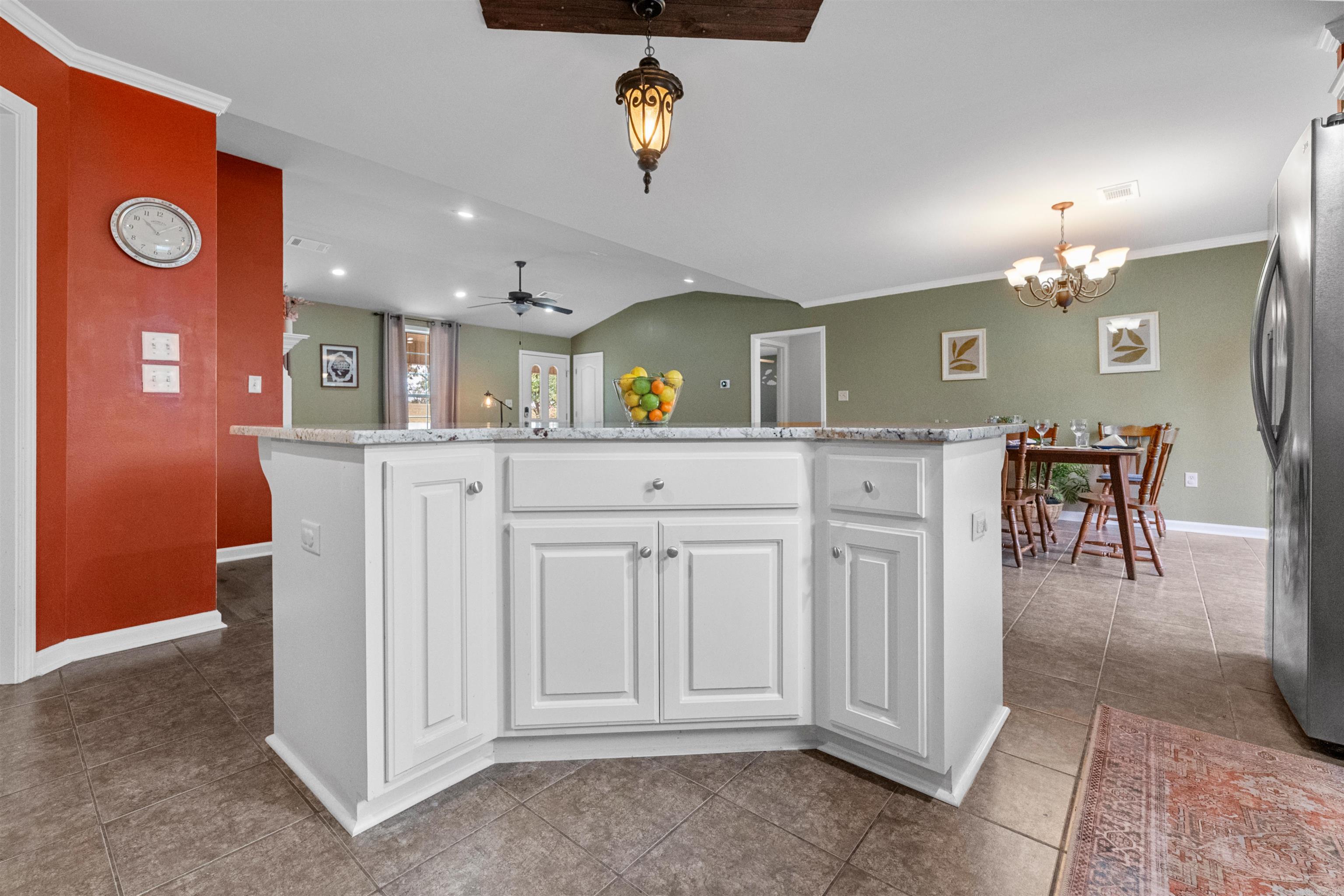 CANTERBERRY POINT - Residential