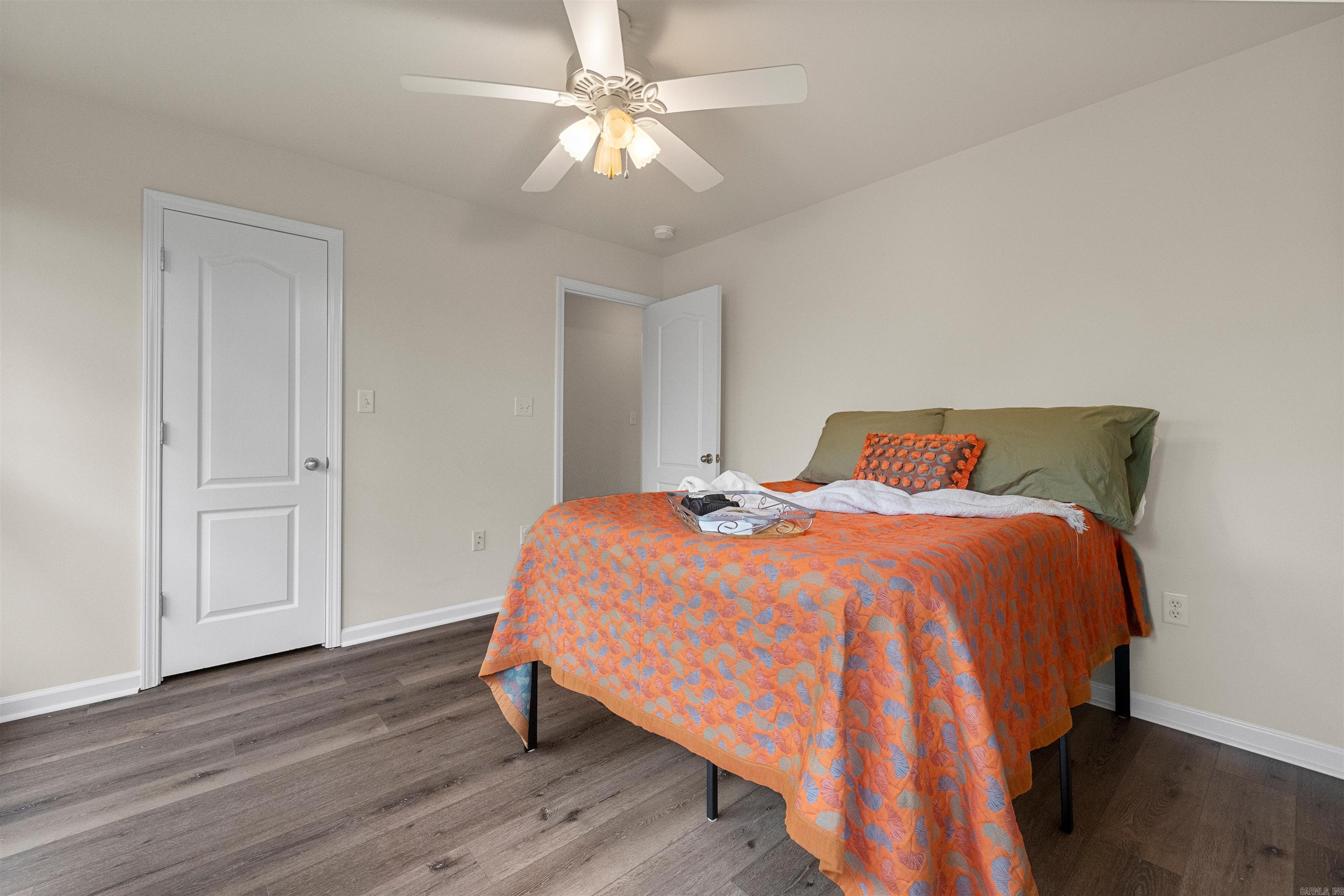 CANTERBERRY POINT - Residential