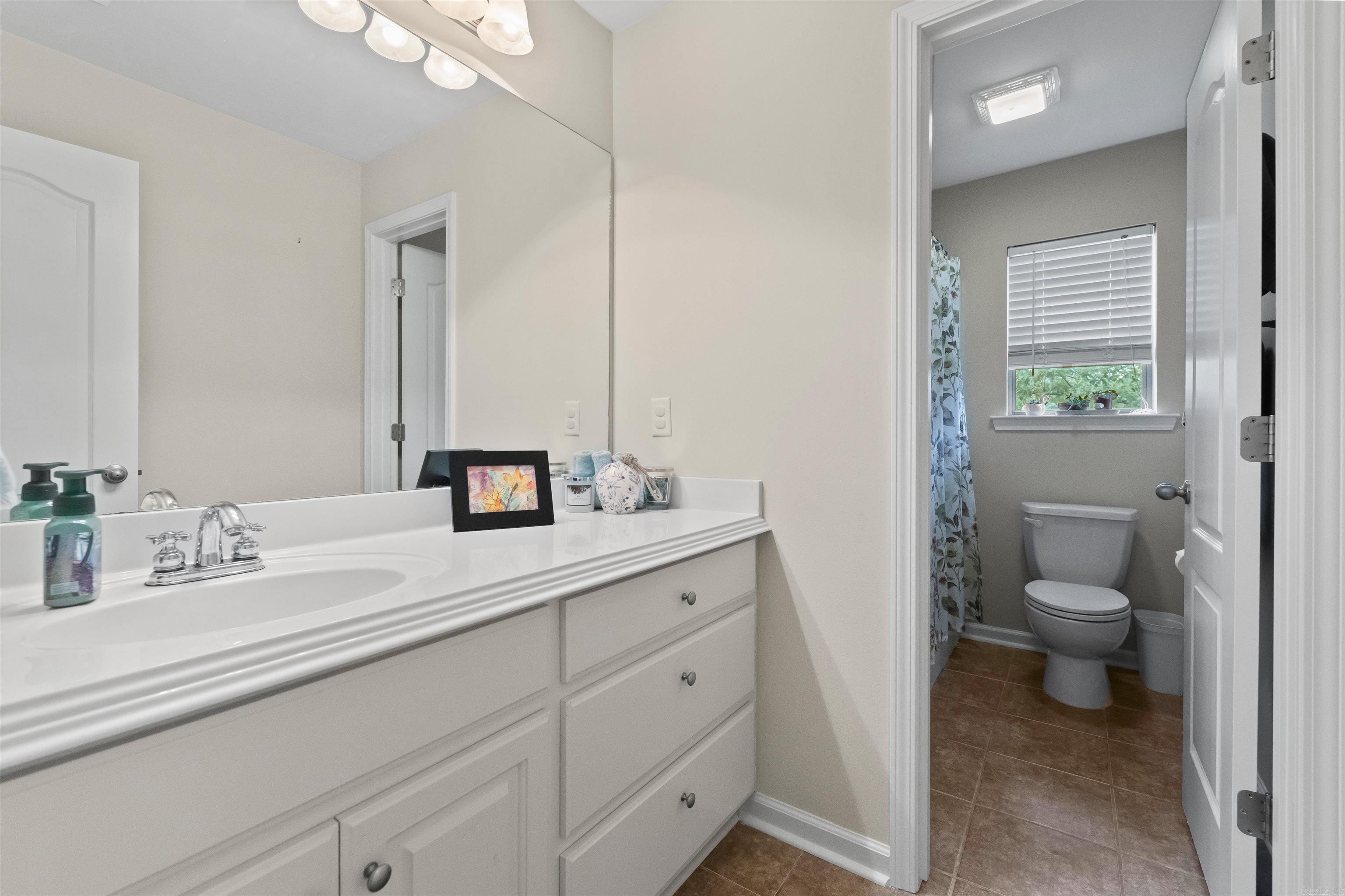 CANTERBERRY POINT - Residential