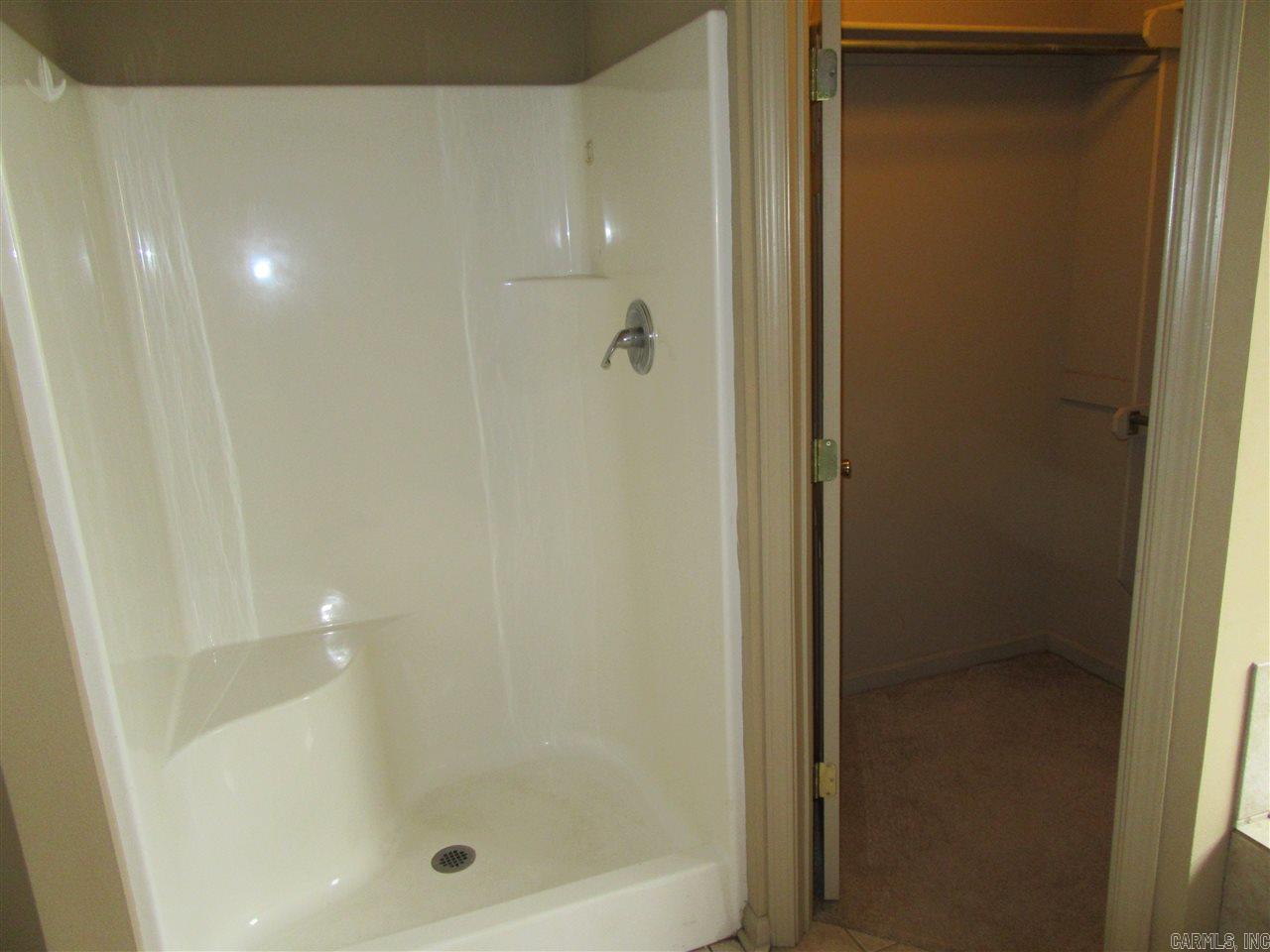 Wisteria Vineyard - Residential Lease