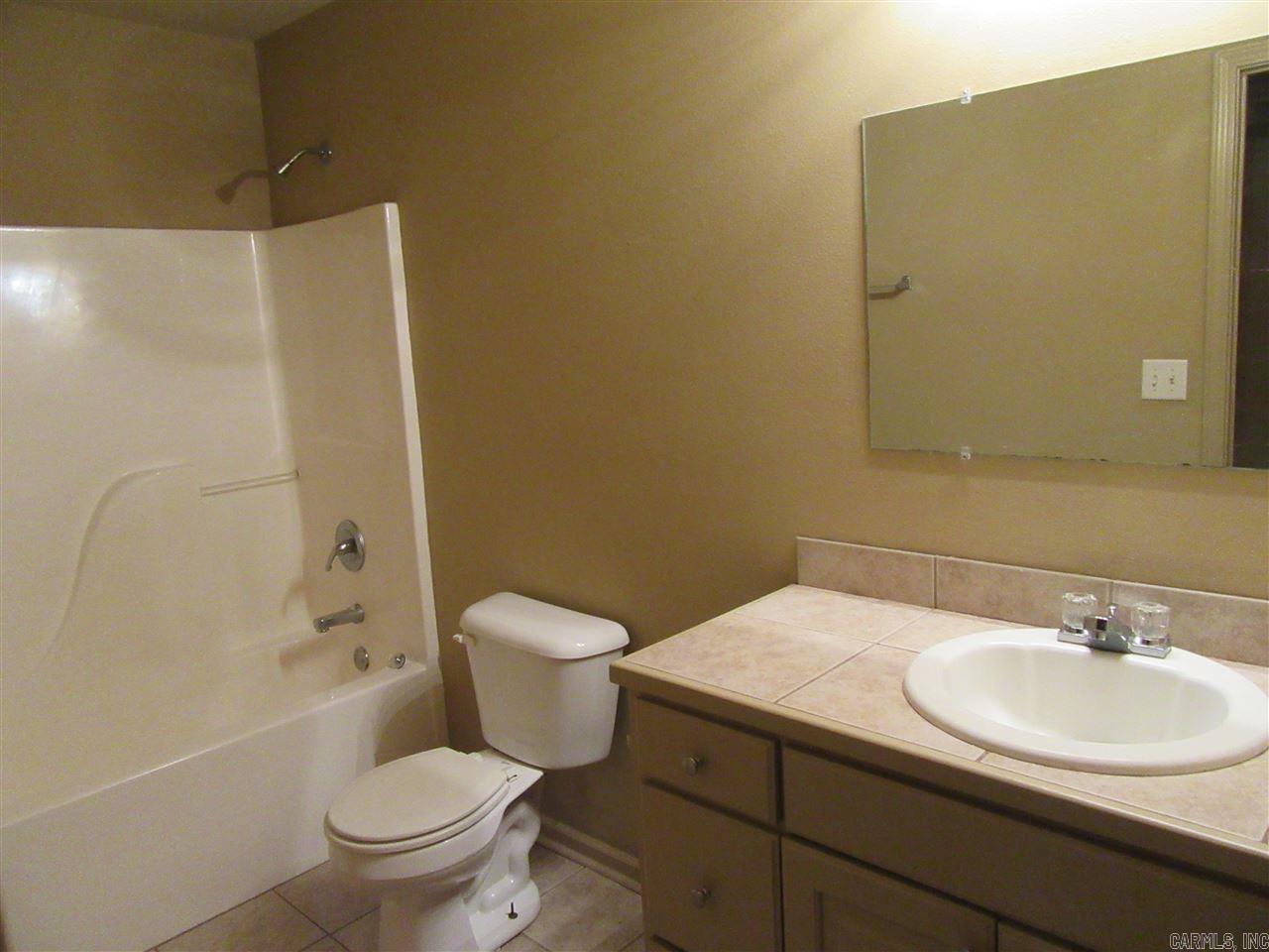 Wisteria Vineyard - Residential Lease