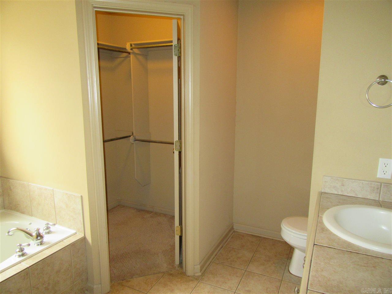 Wisteria Vineyard - Residential Lease