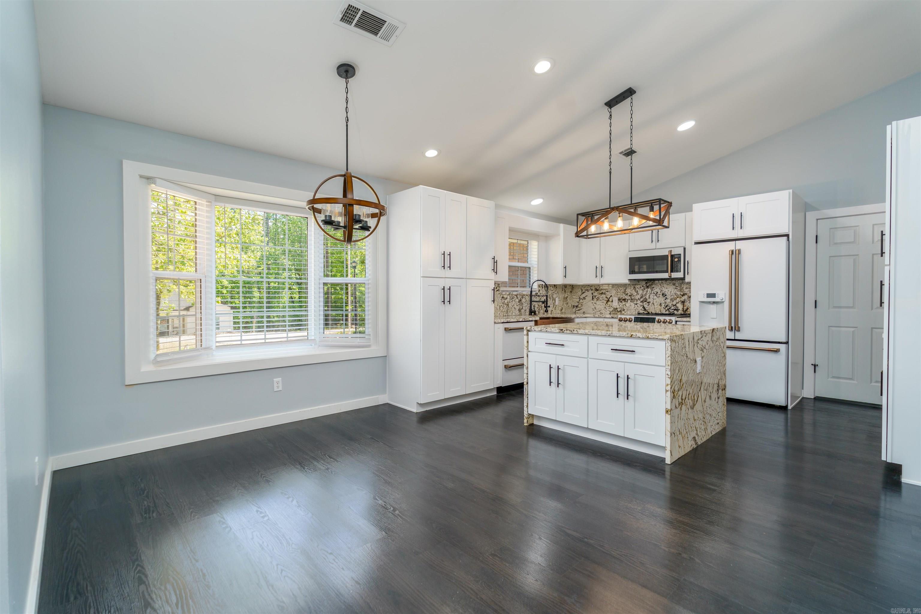 Saldana - Residential