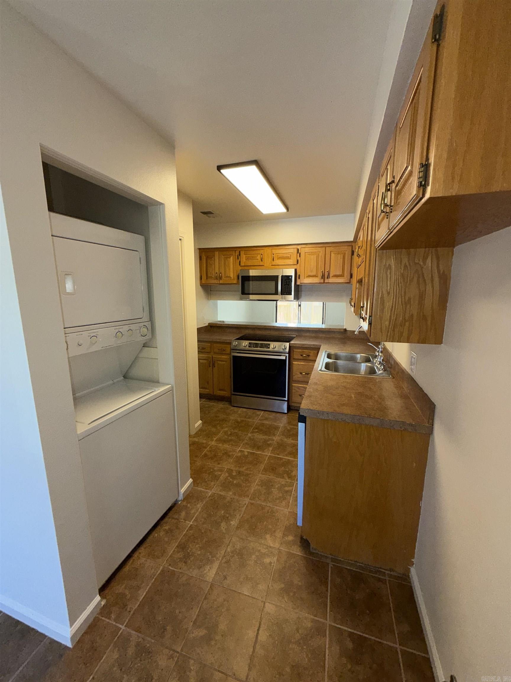 CHARMARY SQUARE HPR - Residential
