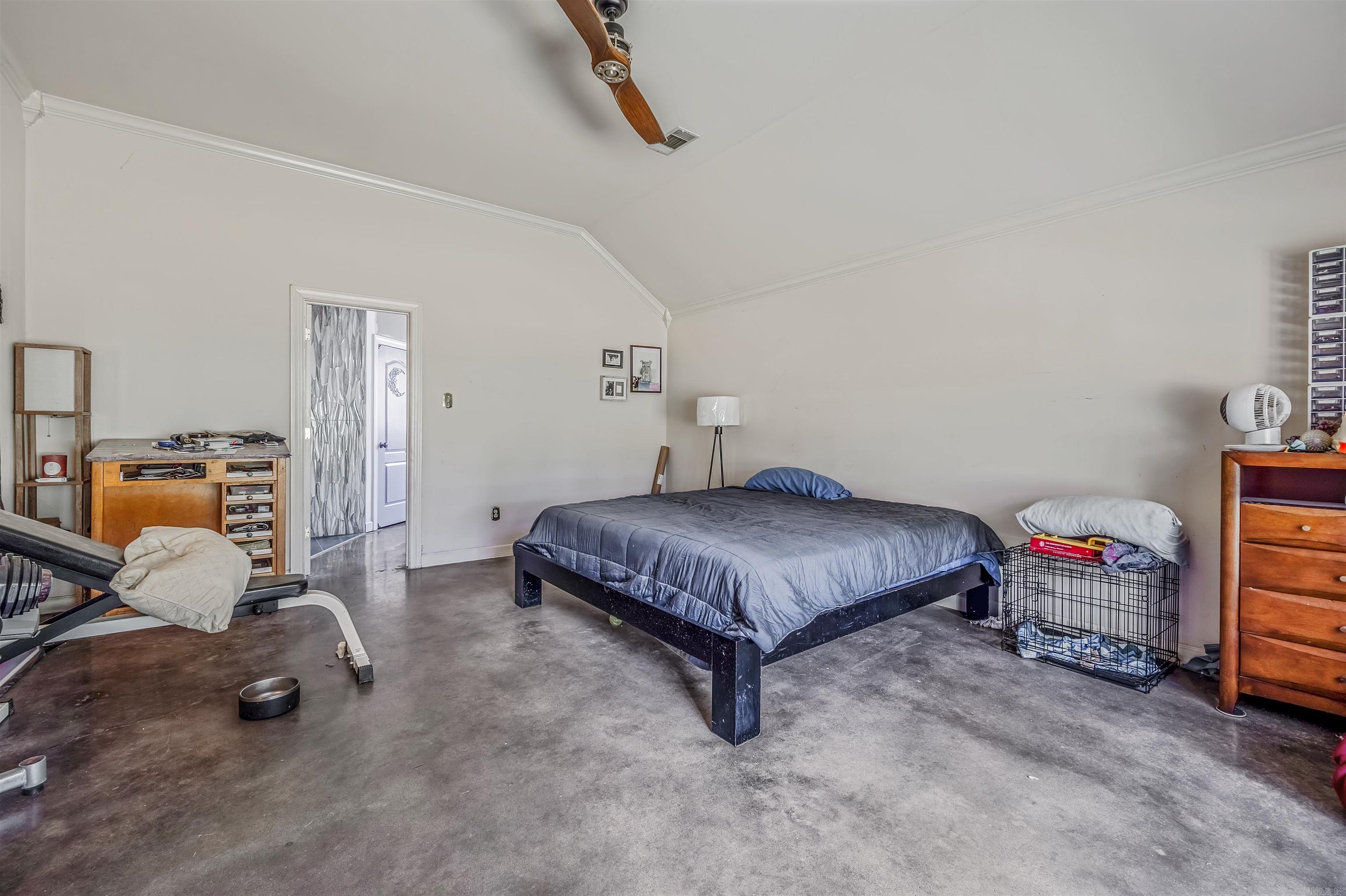 COUNTRY CLUB OF ARK THE - Residential