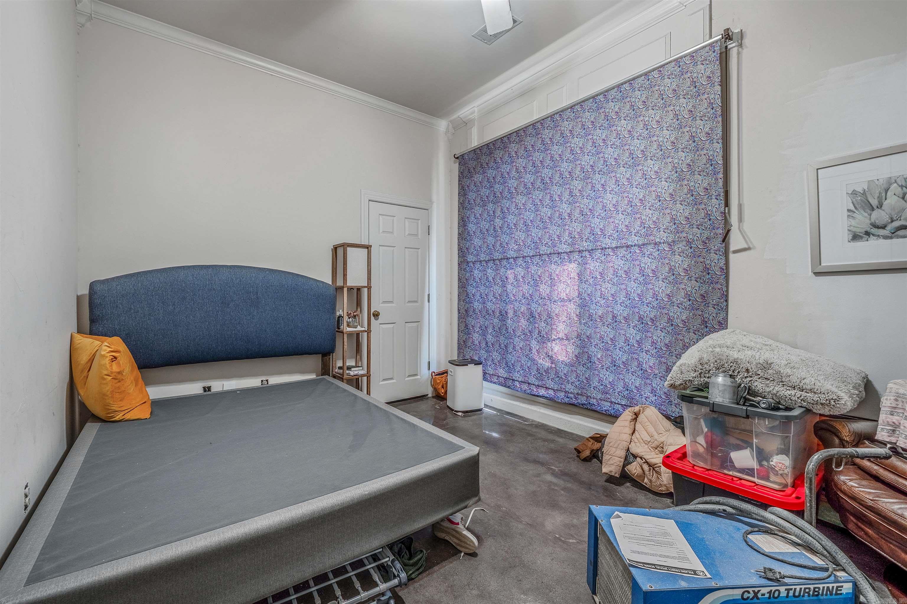 COUNTRY CLUB OF ARK THE - Residential