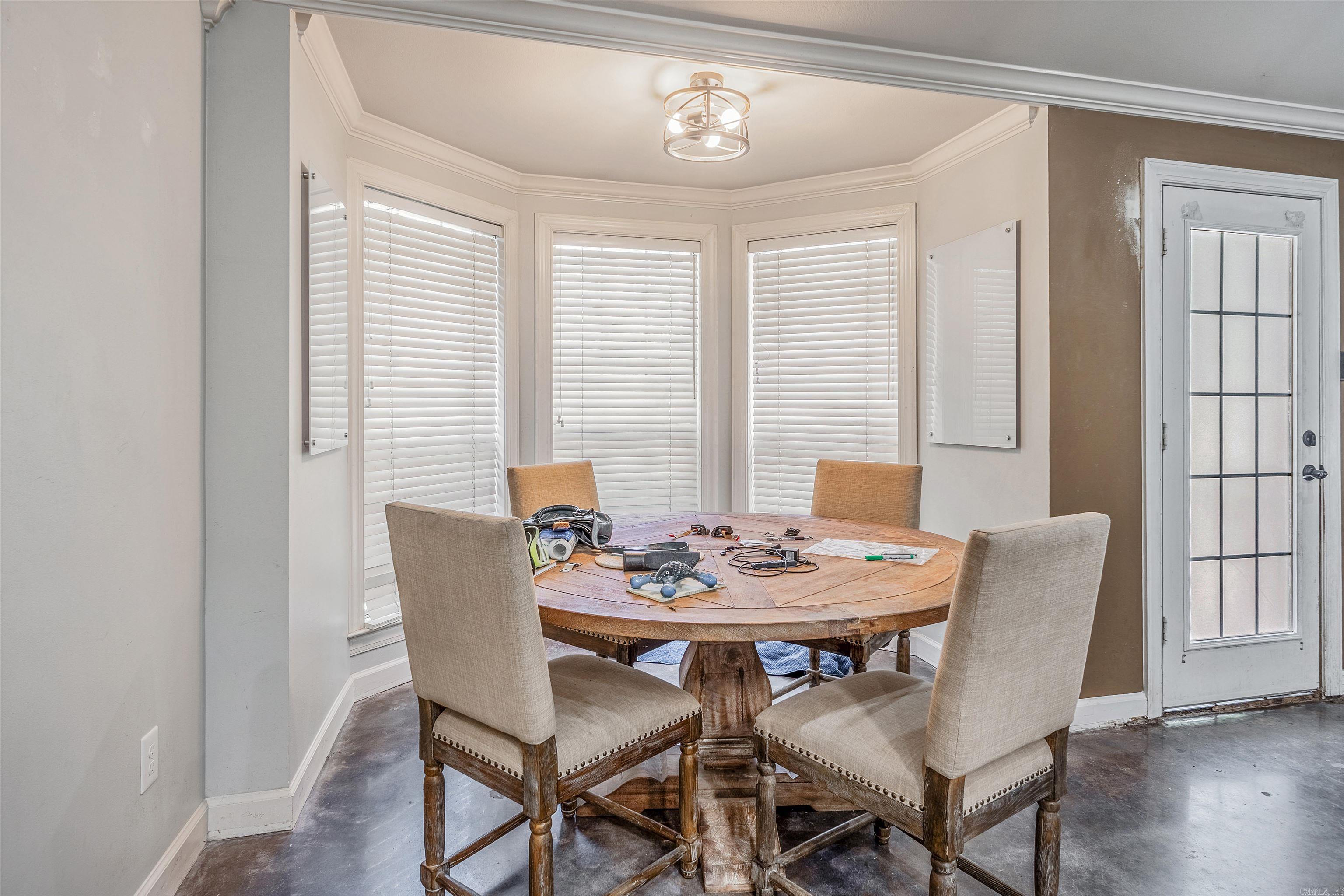 COUNTRY CLUB OF ARK THE - Residential