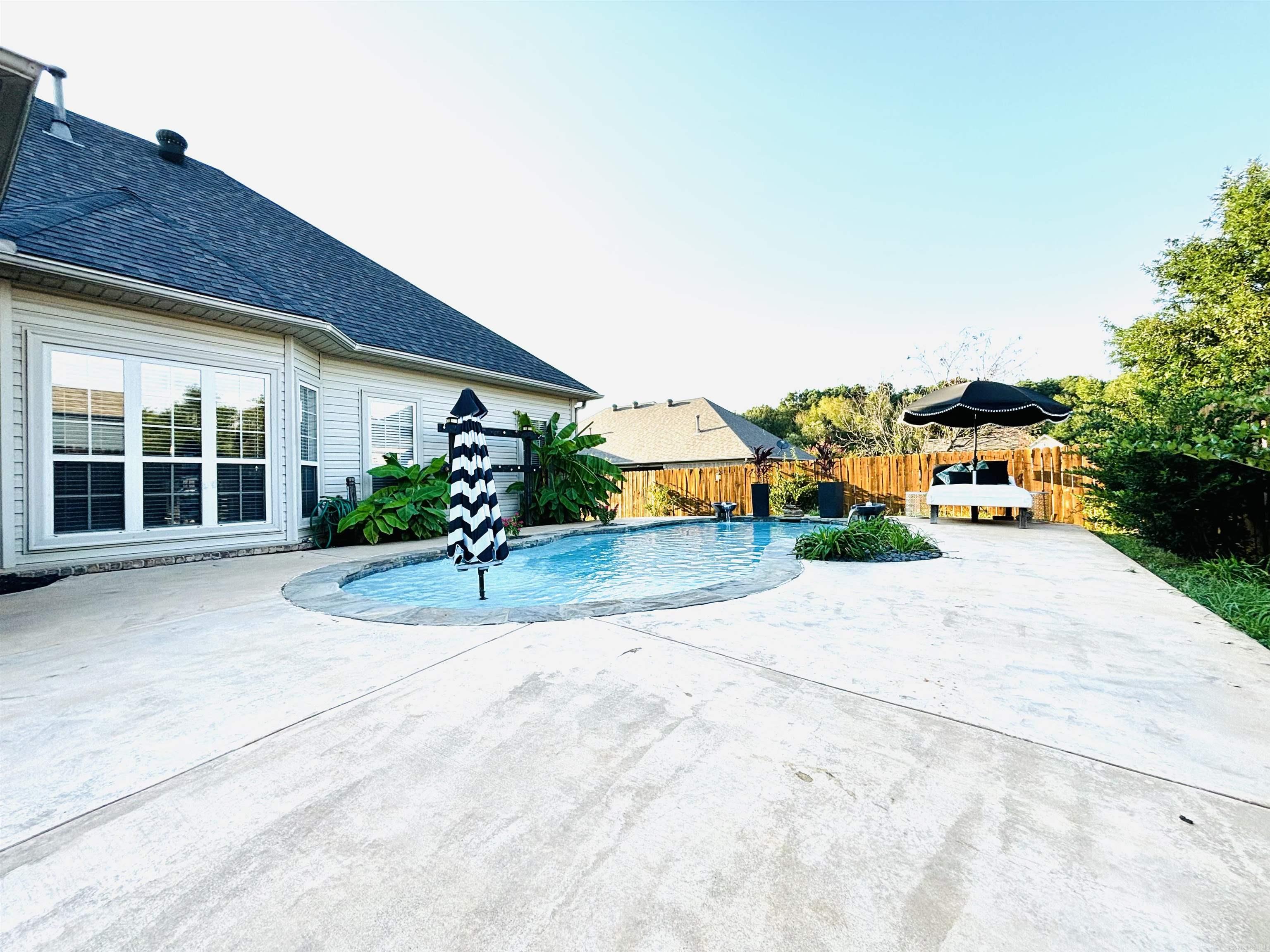 LEGACY VILLAGE - Residential