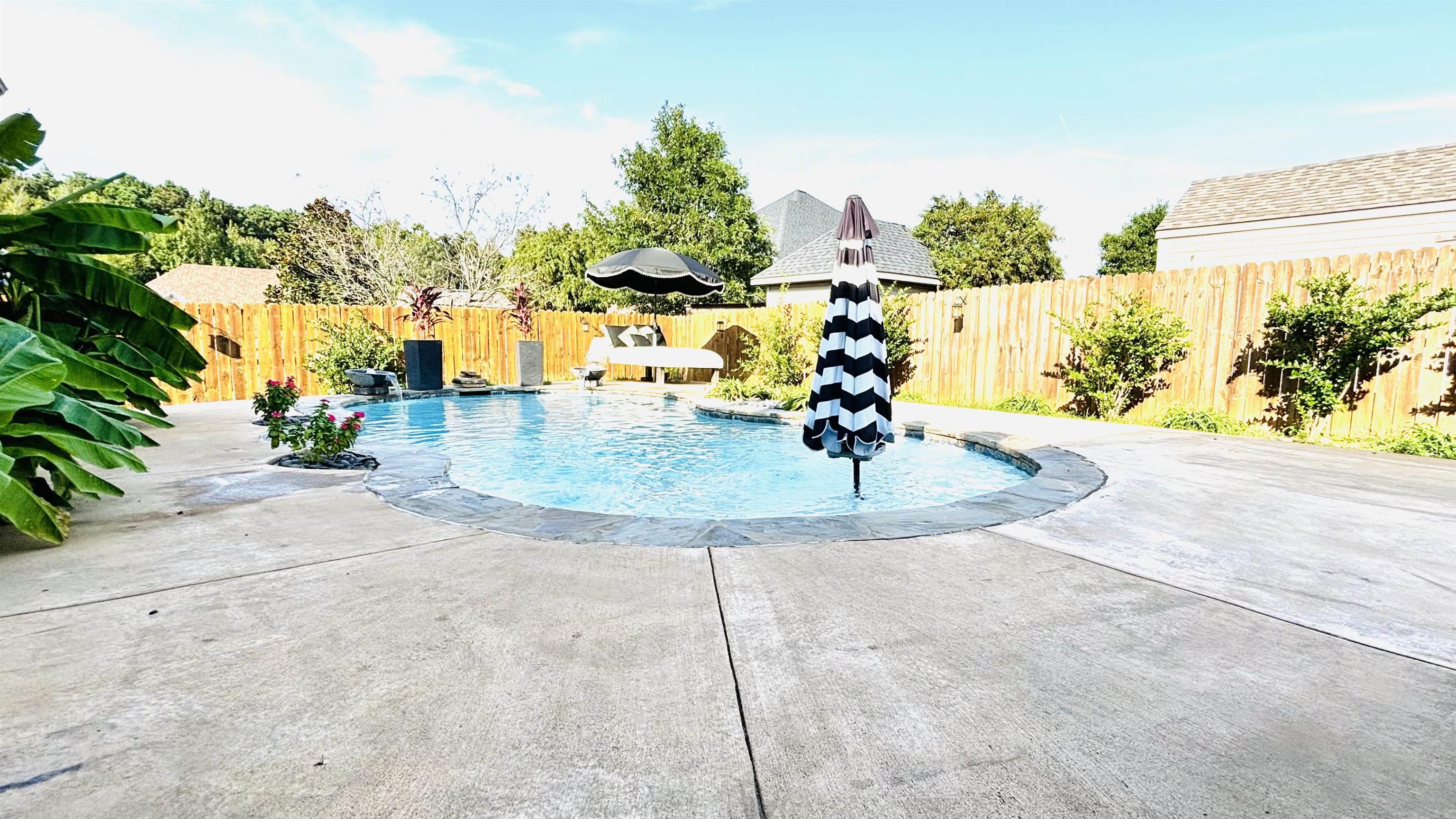 LEGACY VILLAGE - Residential