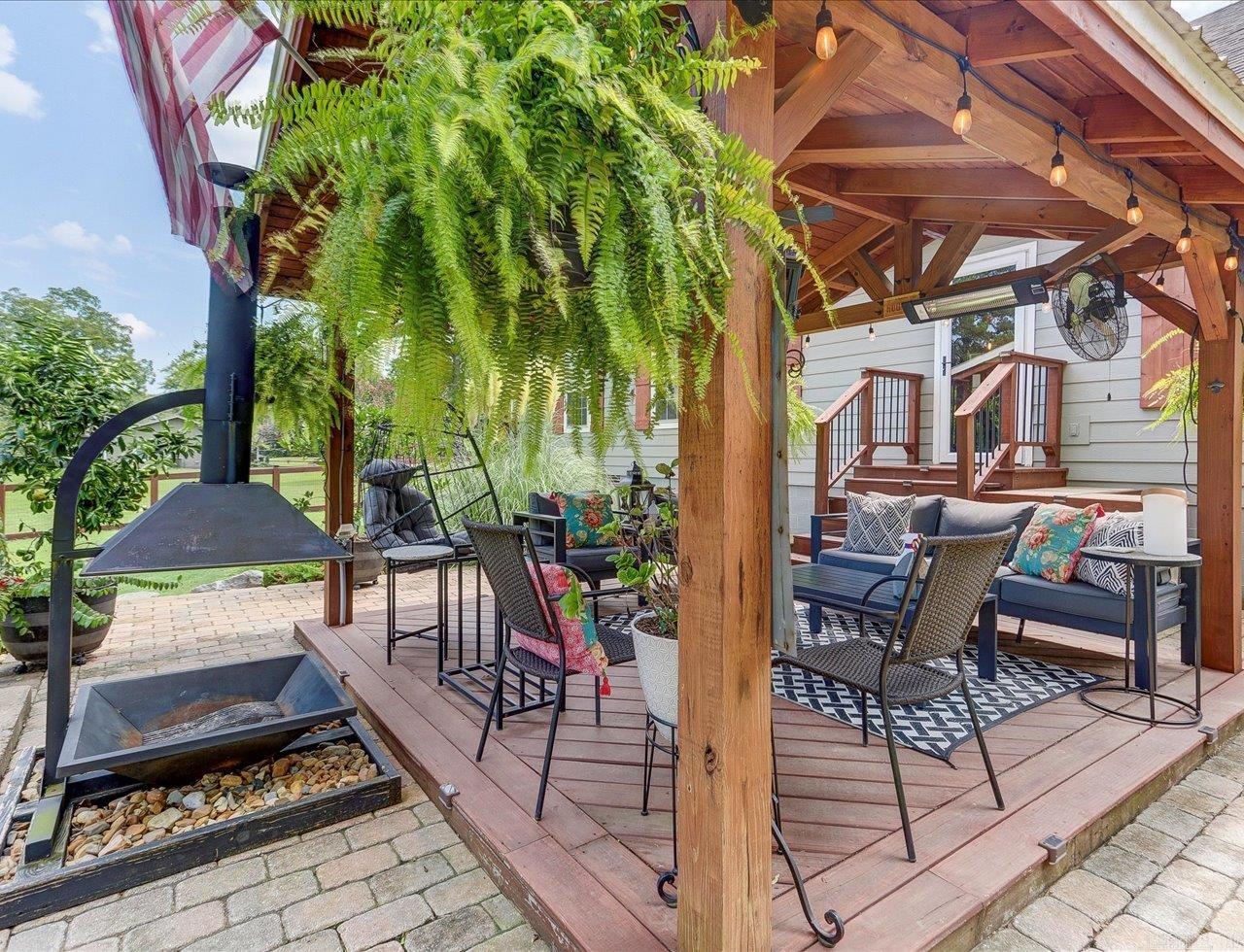 Metes & Bounds - Residential