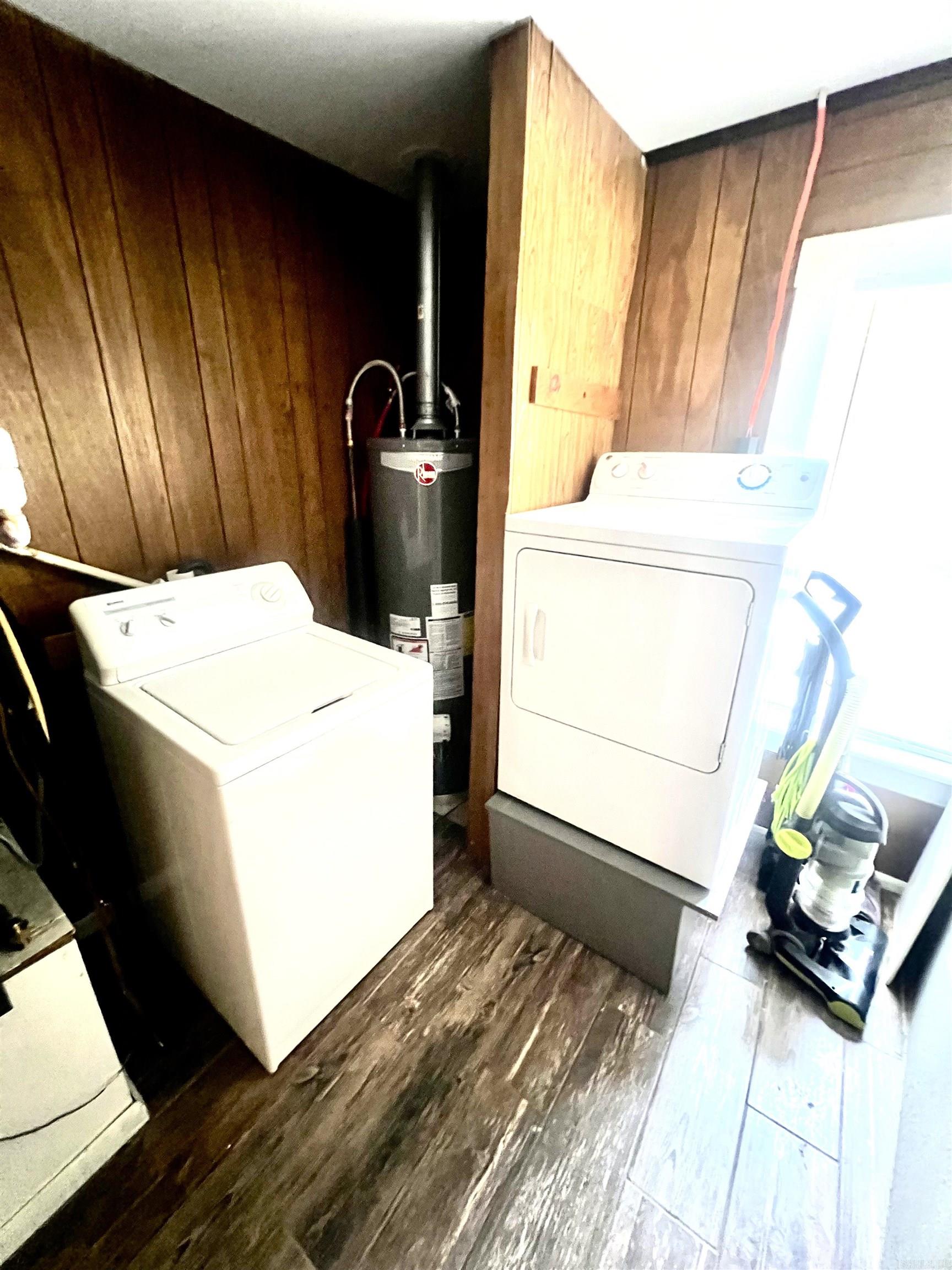 R L HAYES - Residential