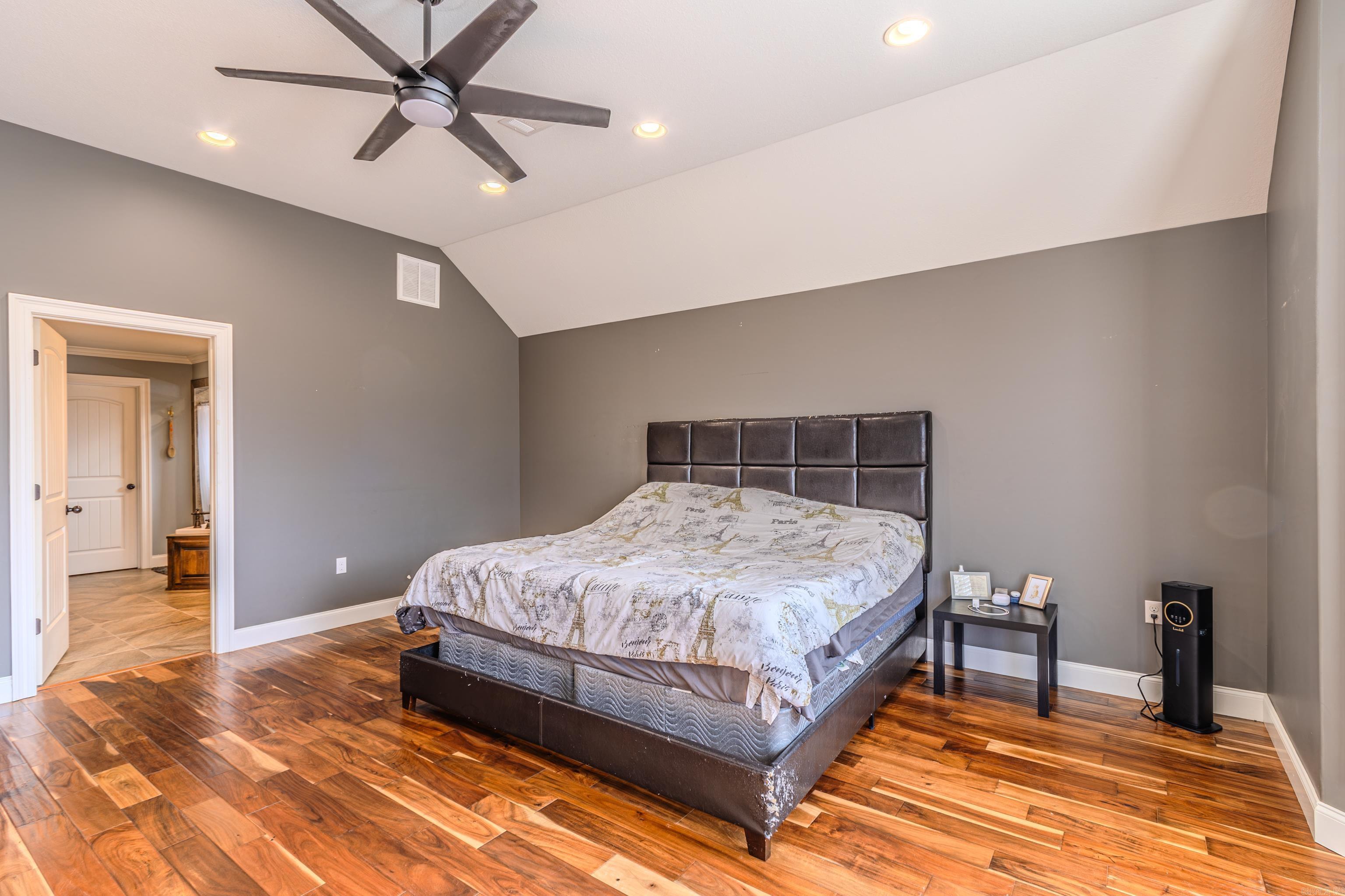 Glen Echo 3 - Residential