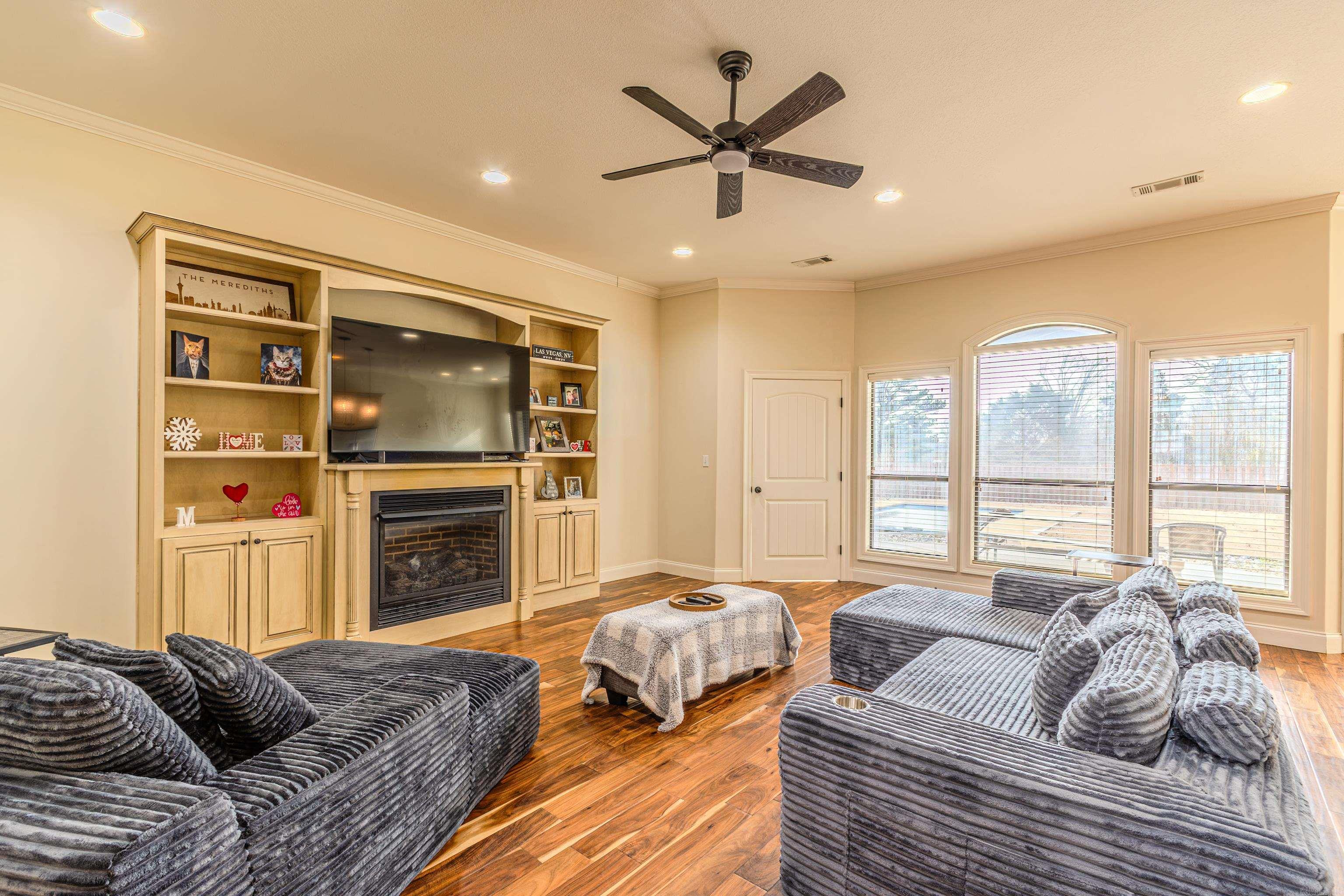 Glen Echo 3 - Residential