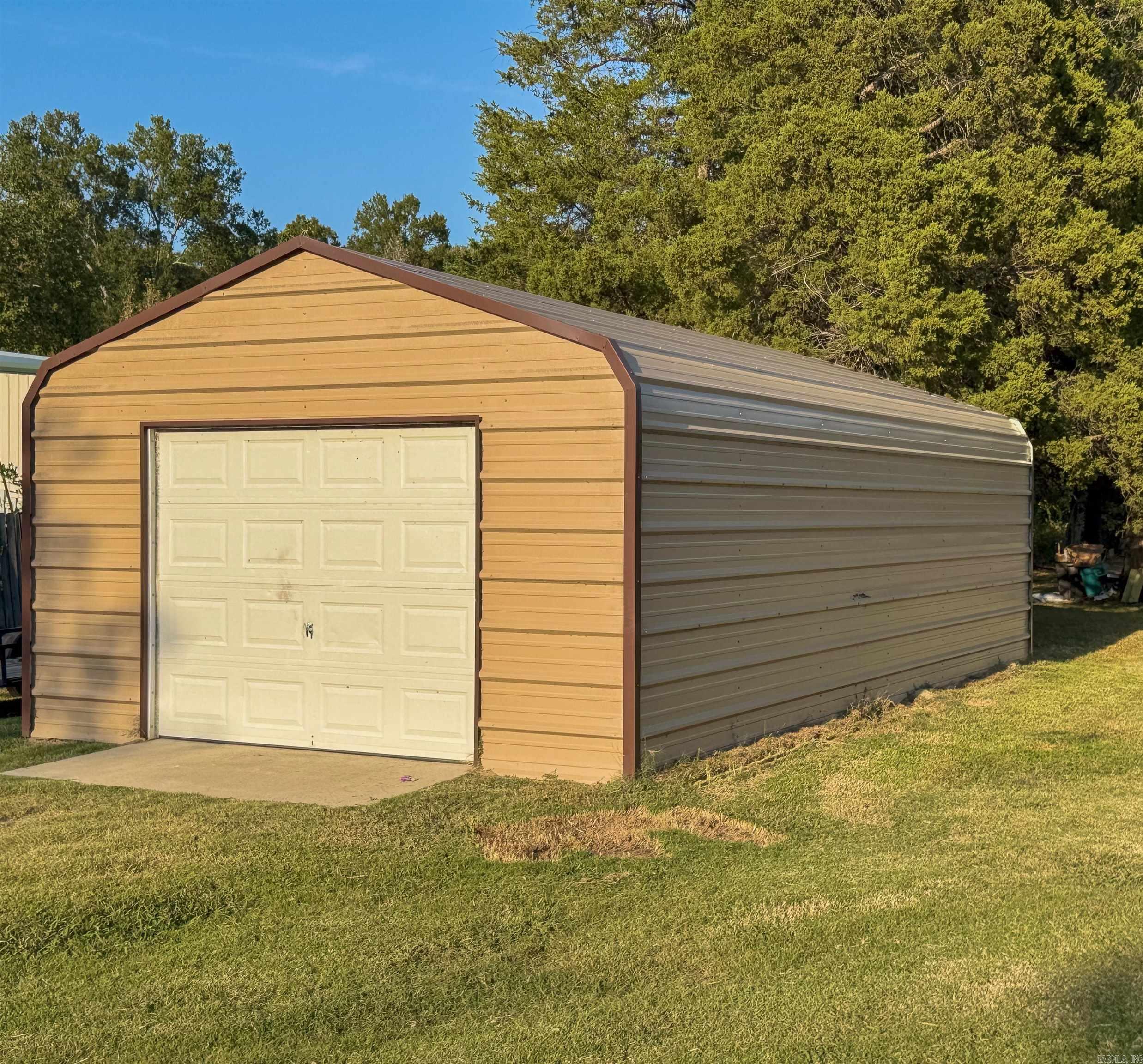 Metes & Bounds - Residential