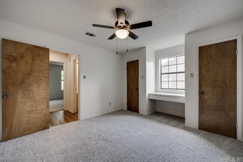 DEEREWOOD - Residential