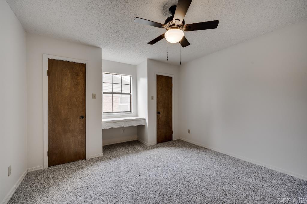 DEEREWOOD - Residential