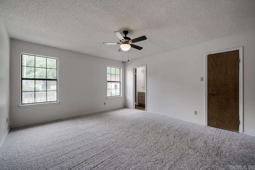 DEEREWOOD - Residential