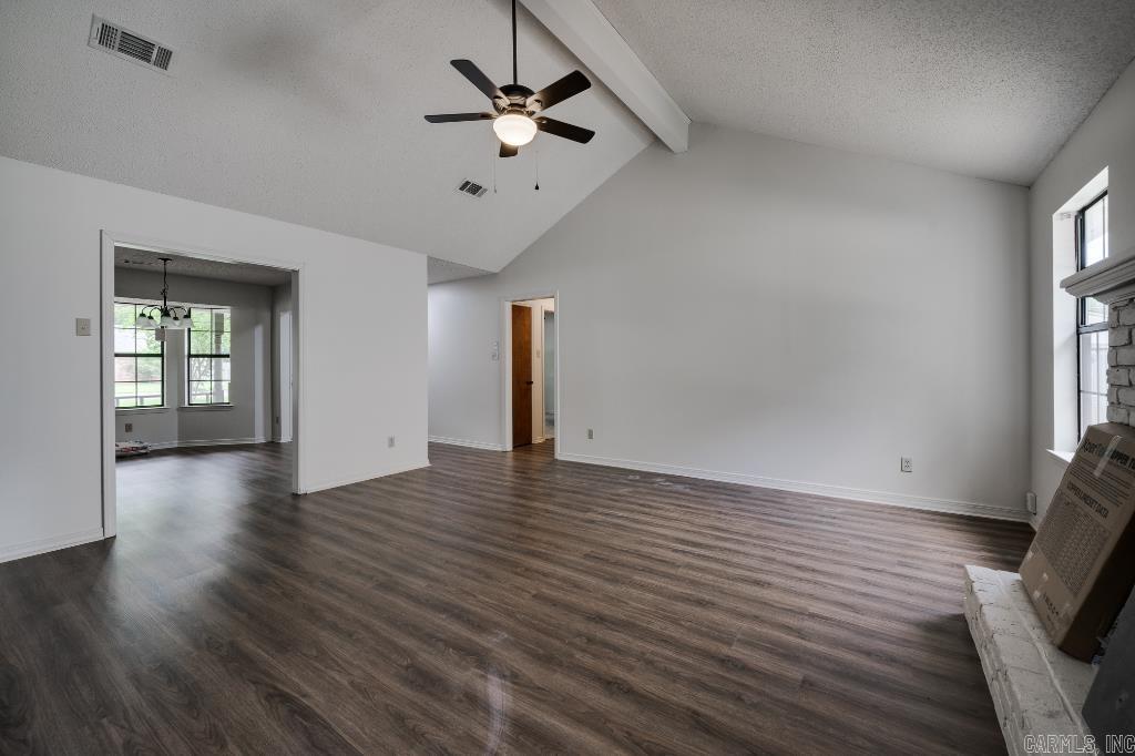 DEEREWOOD - Residential