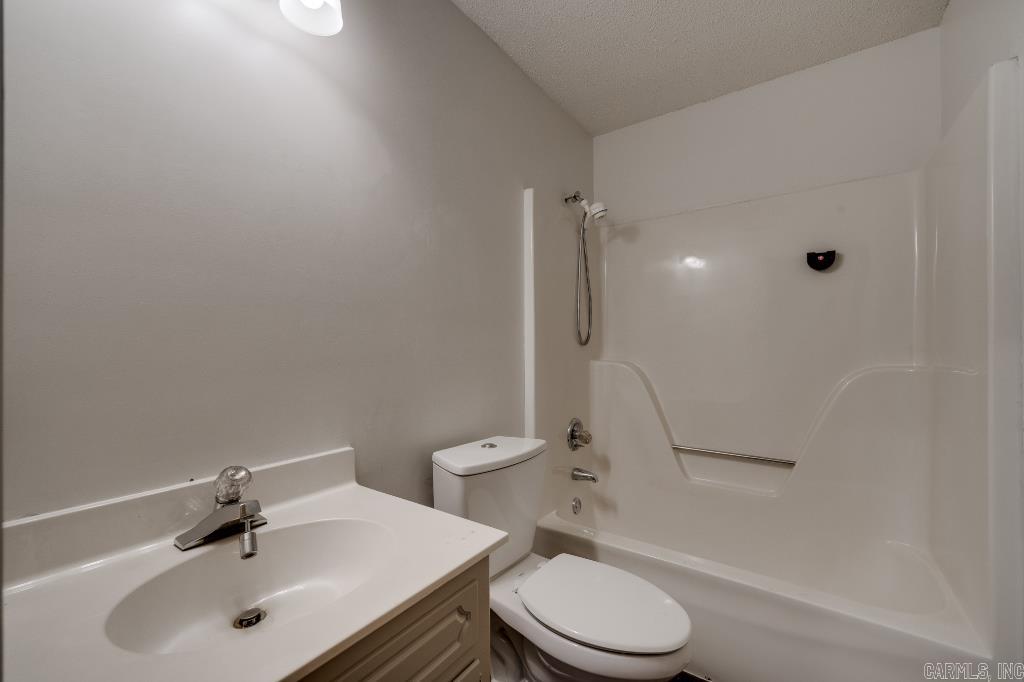 DEEREWOOD - Residential