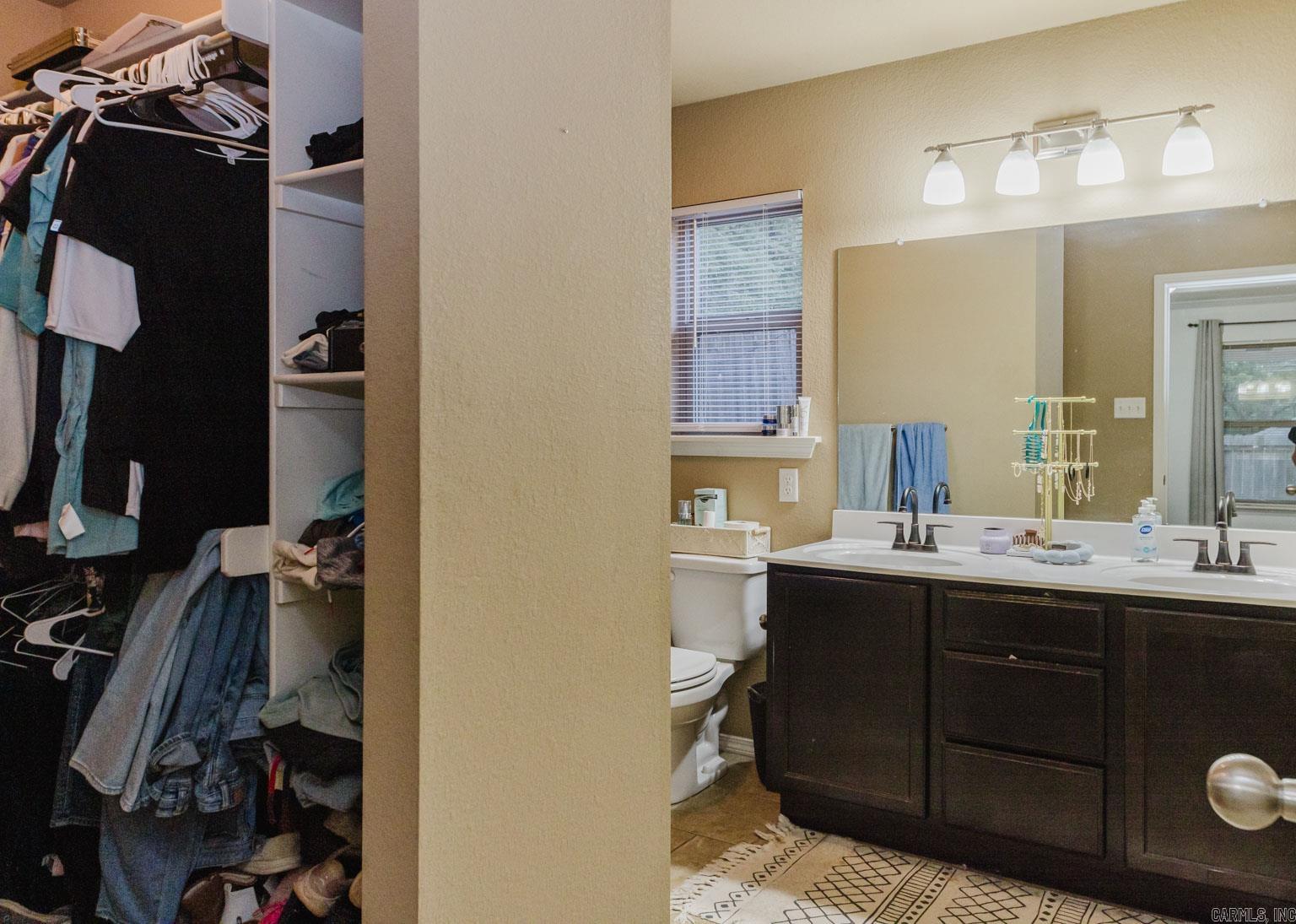 PARKWAY MEADOWS - Residential