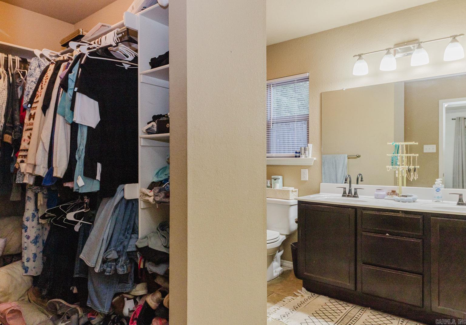 PARKWAY MEADOWS - Residential