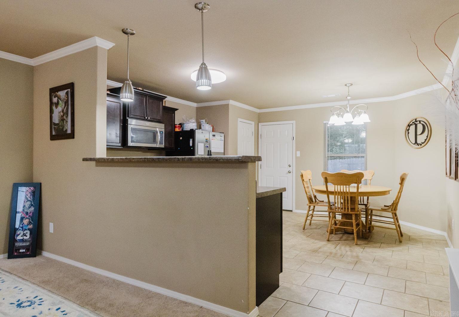 PARKWAY MEADOWS - Residential