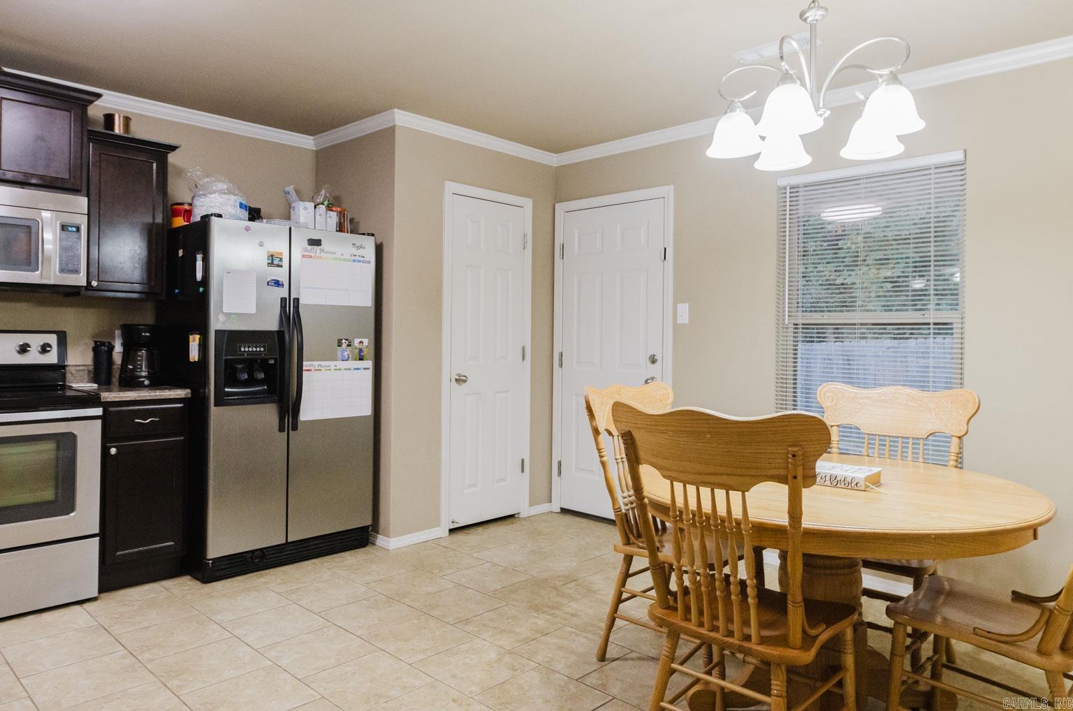 PARKWAY MEADOWS - Residential