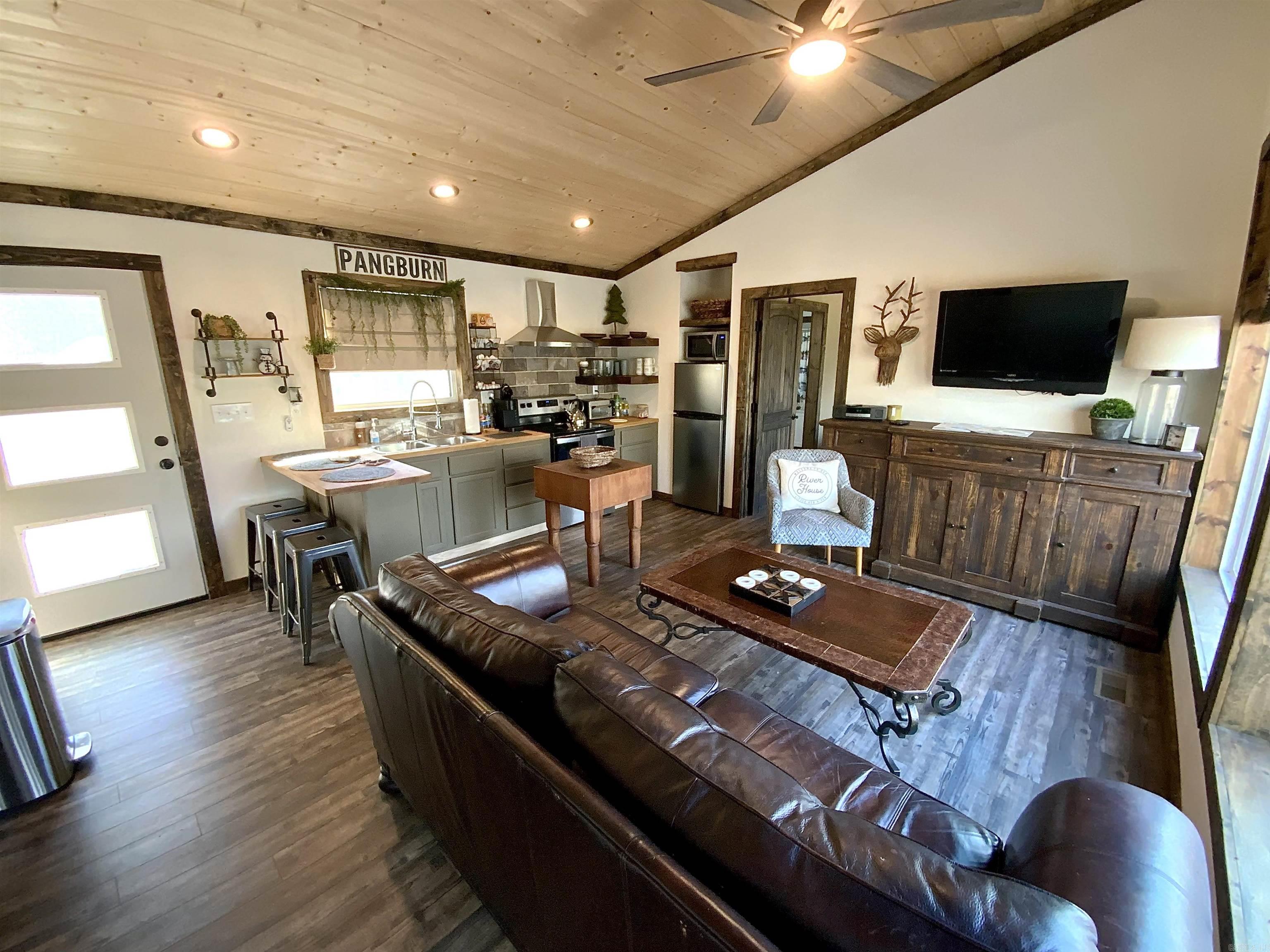 CHINKAPIN ESTATES - Residential