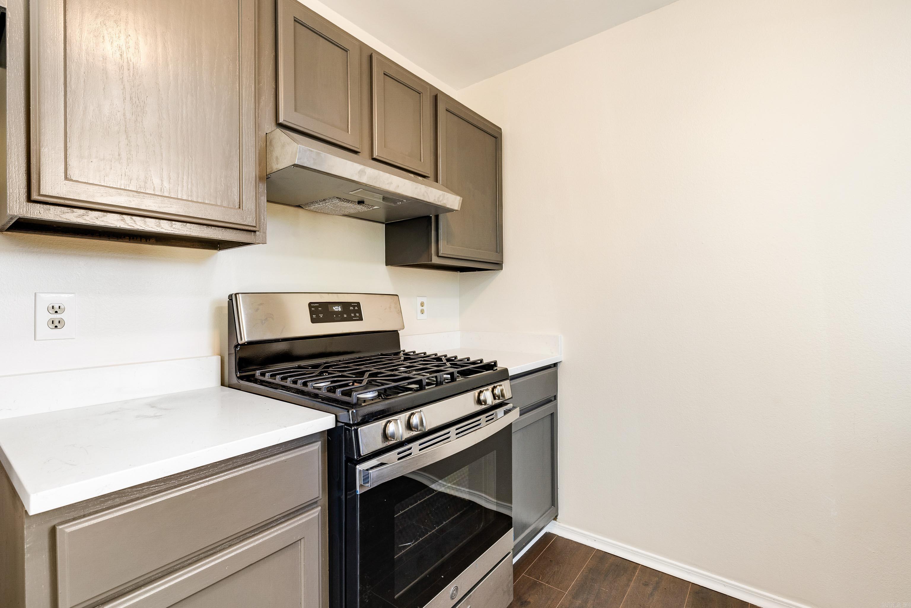 MEADOW RIDGE ADDN - Residential