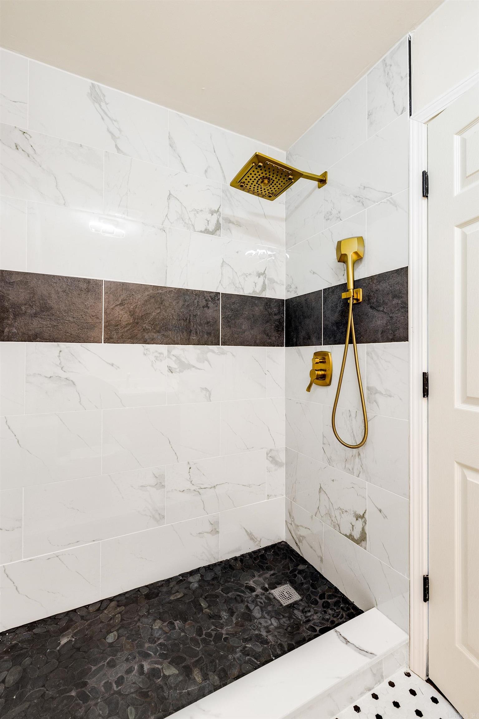 MEADOW RIDGE ADDN - Residential