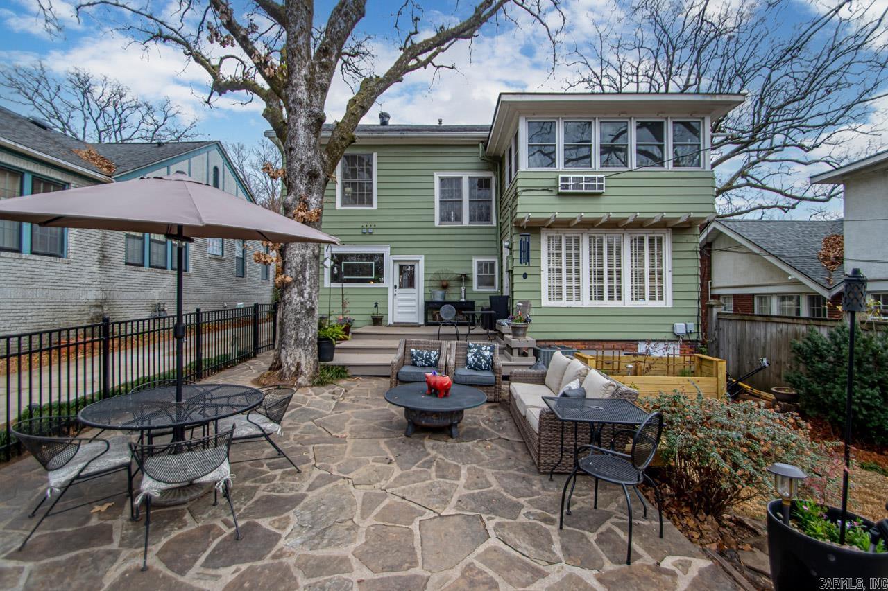 CRYSTAL COURT - Residential