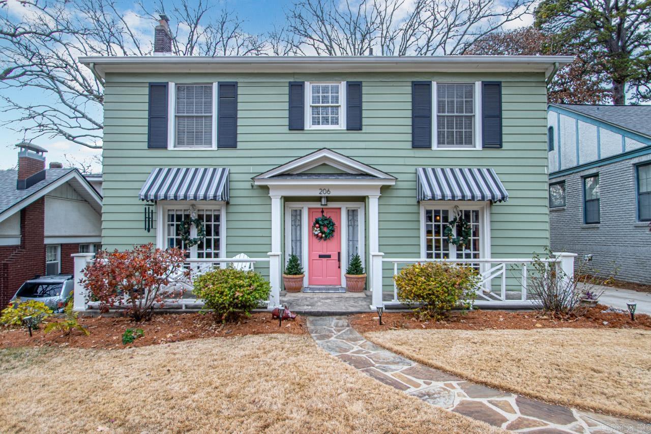 CRYSTAL COURT - Residential