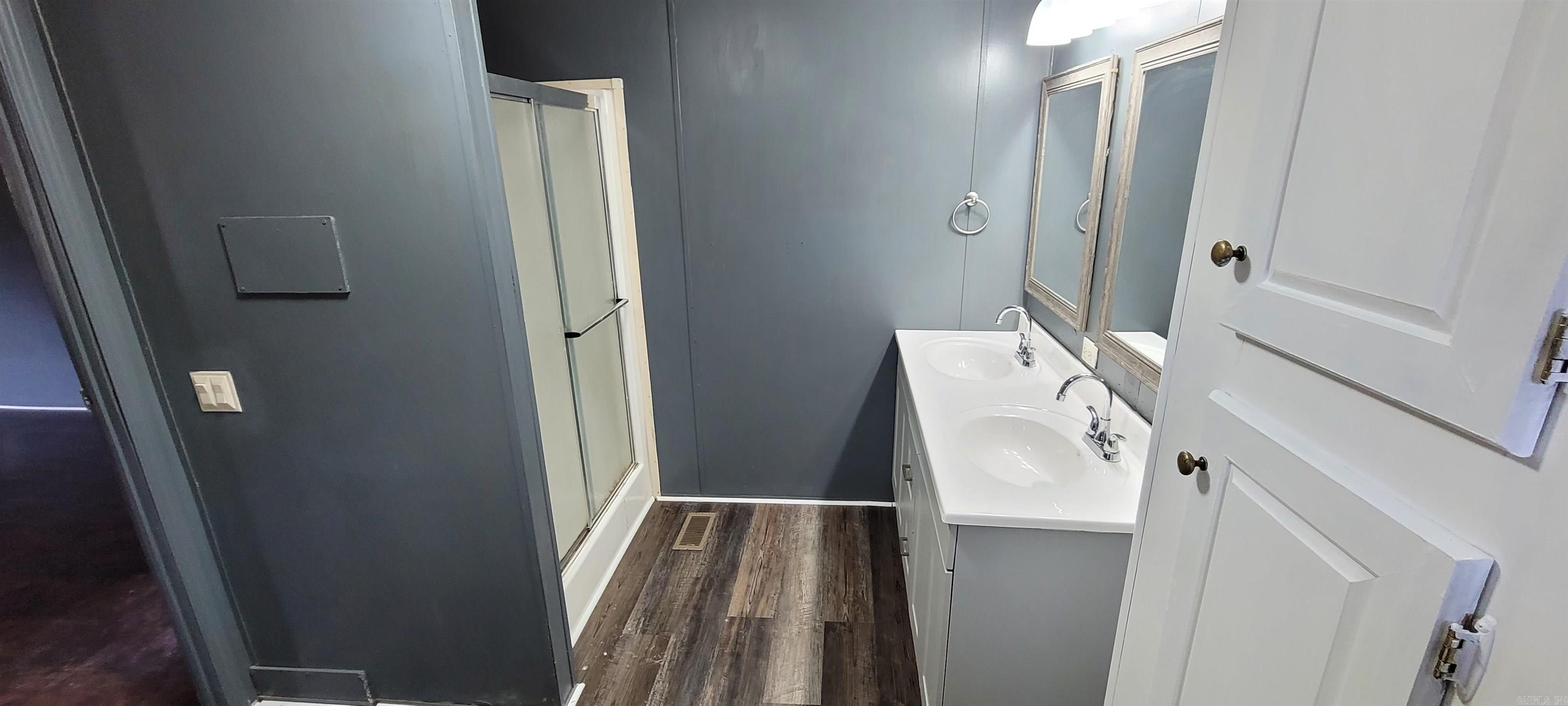 Metes & Bounds - Residential Lease