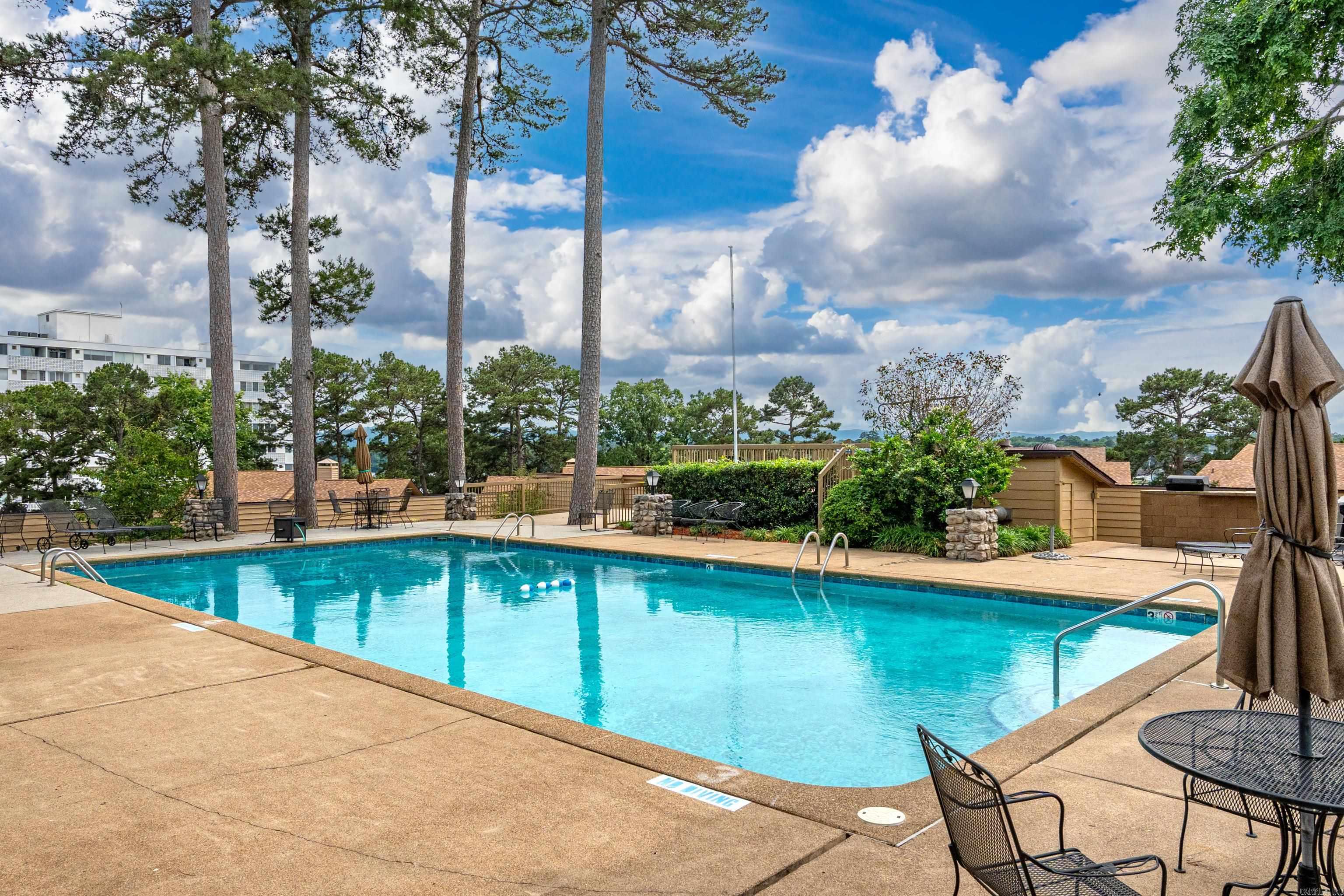 CEDAR CREST - Residential