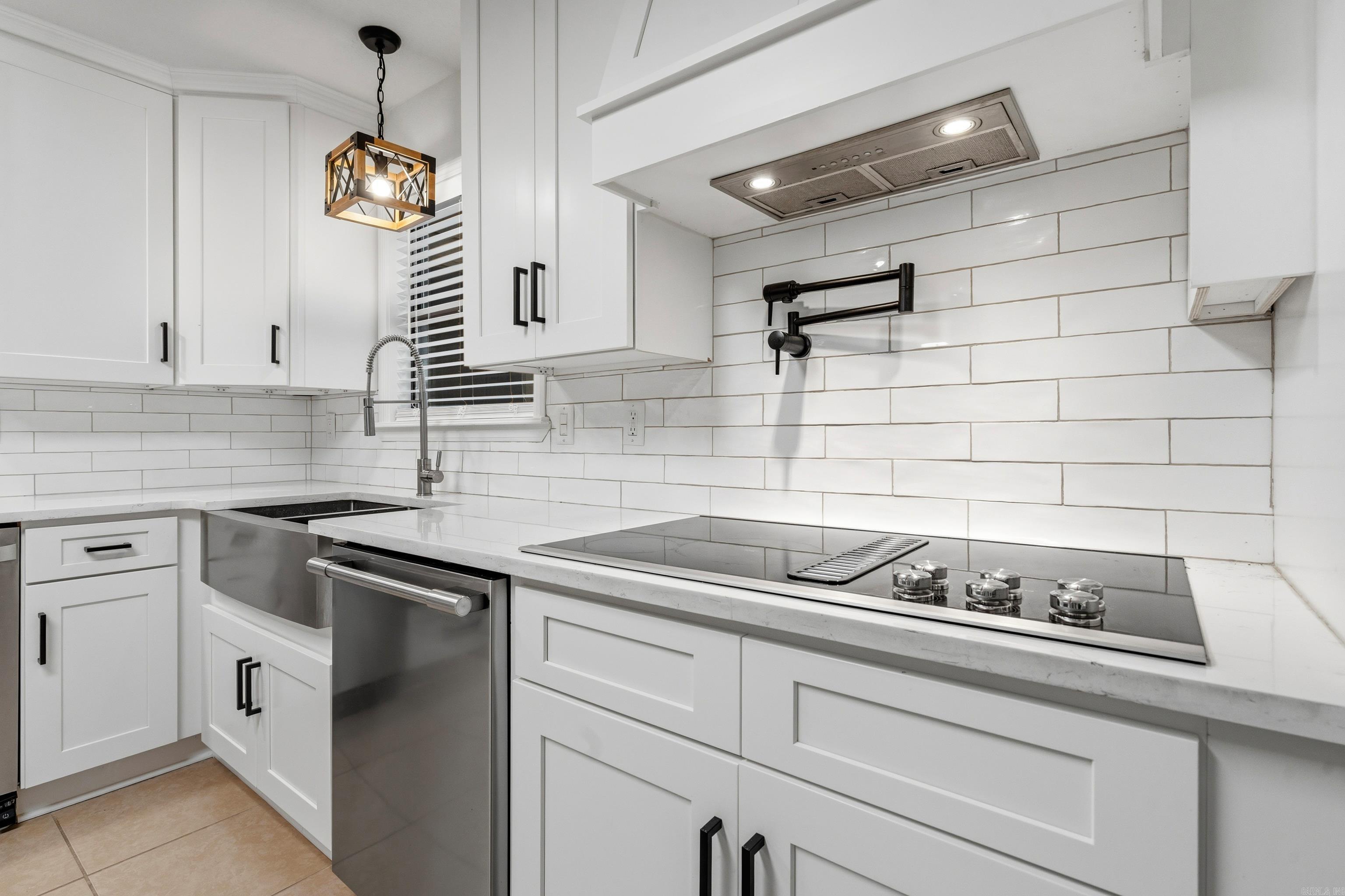 CEDAR CREST - Residential
